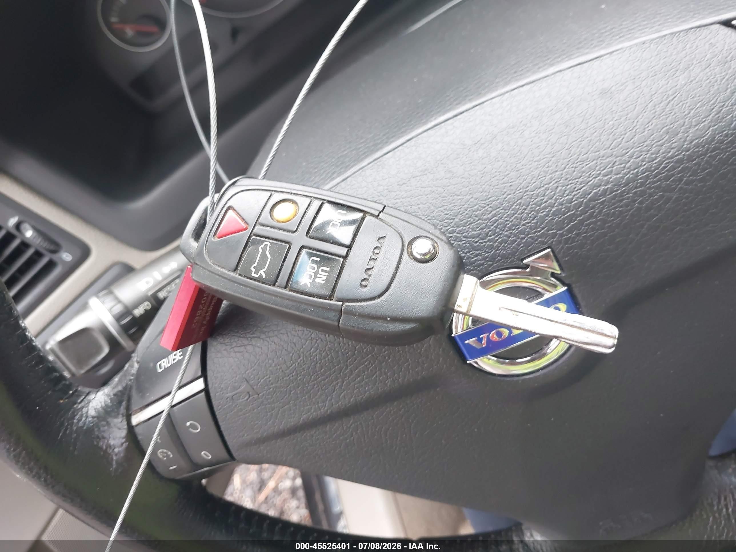2007 Volvo S60 2.5t Dark Blue vin: YV1RS592172602871