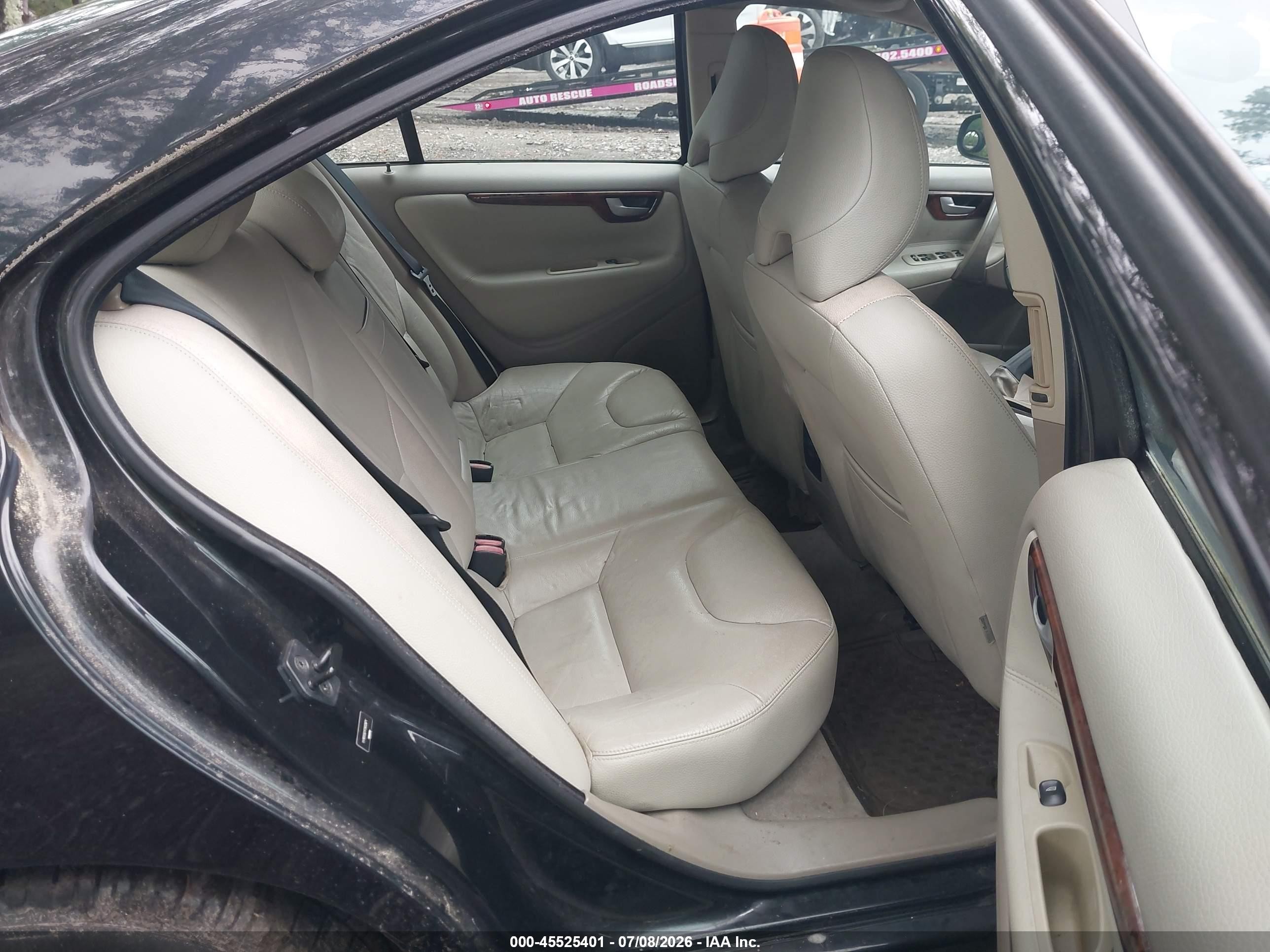 2007 Volvo S60 2.5t Dark Blue vin: YV1RS592172602871