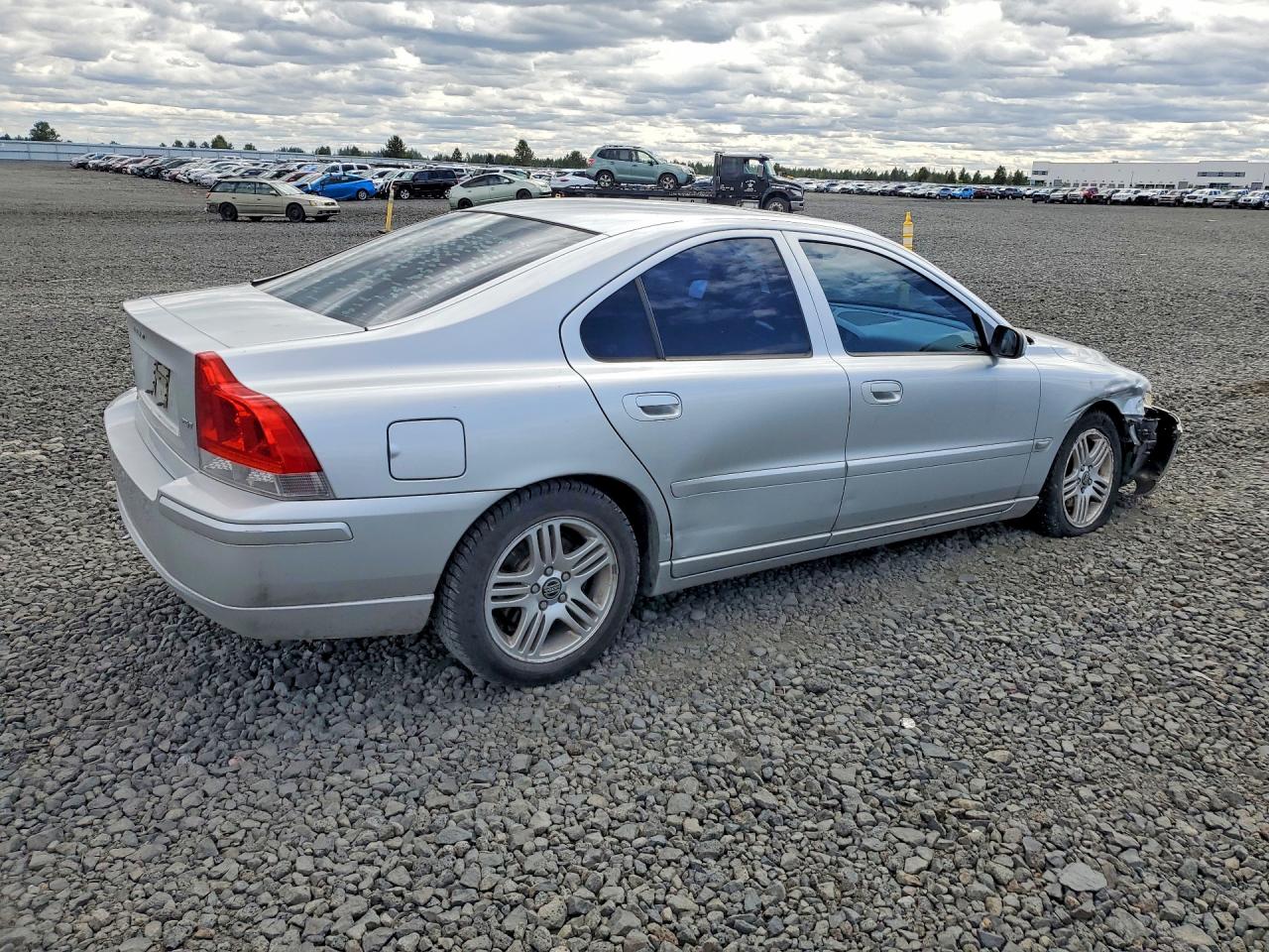 2005 Volvo S60 2.5t Серебряный vin: YV1RS592252485153