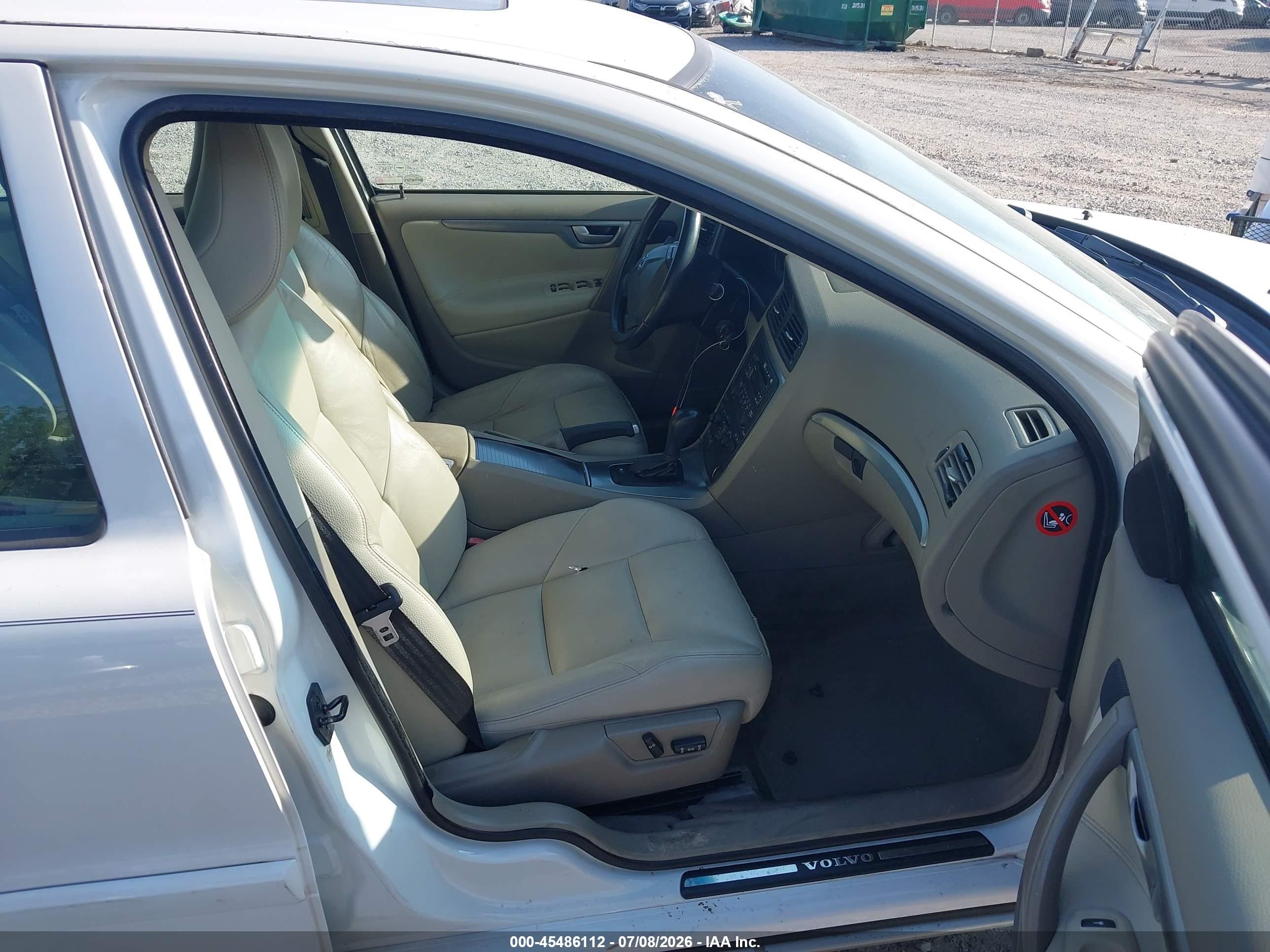 2009 Volvo S60 2.5t/2.5t Special Edition White vin: YV1RS592292736596