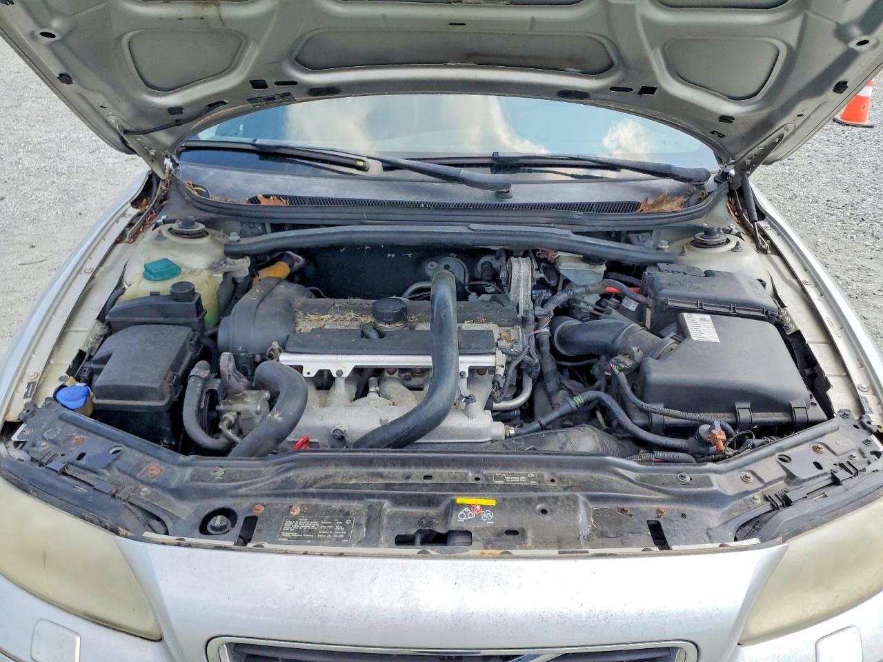 2009 Volvo S60 2.5t Silver vin: YV1RS592292740275