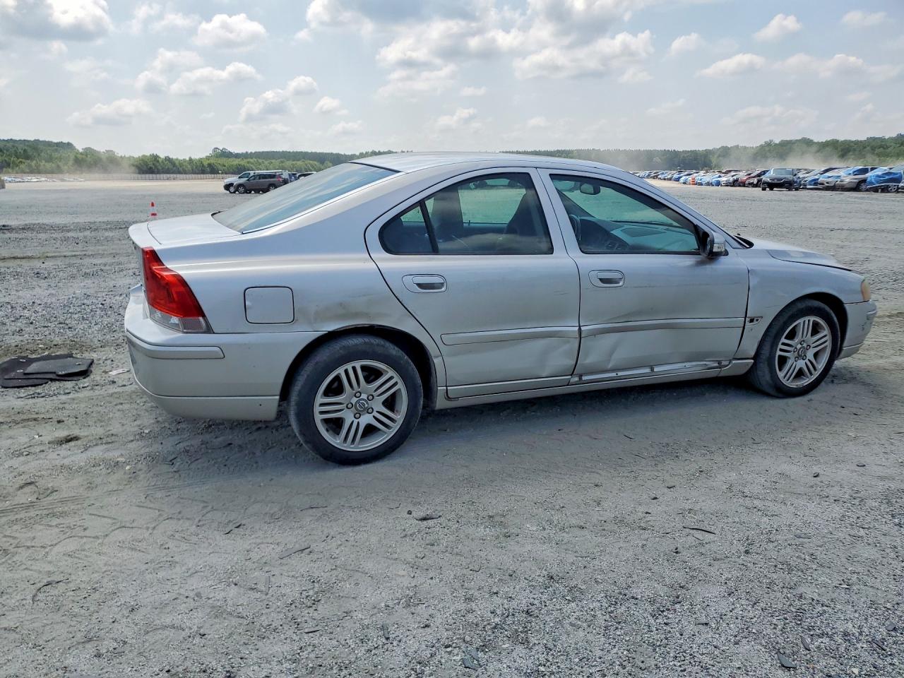 2009 Volvo S60 2.5t Silver vin: YV1RS592292740275