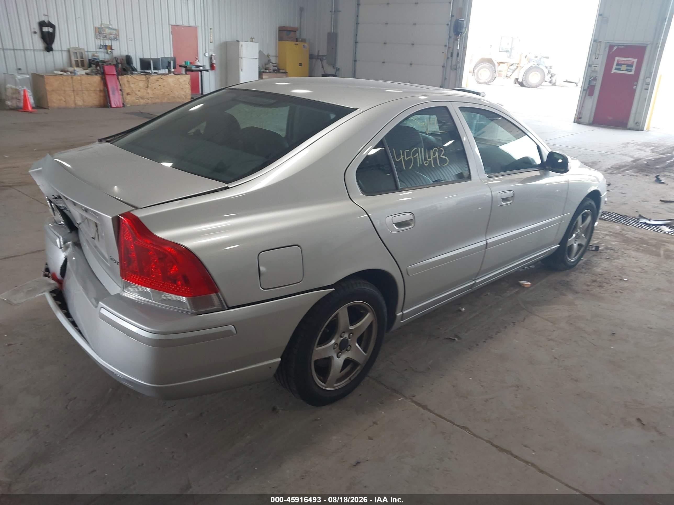 2009 Volvo S60 2.5t/2.5t Special Edition Серебряный vin: YV1RS592492738902