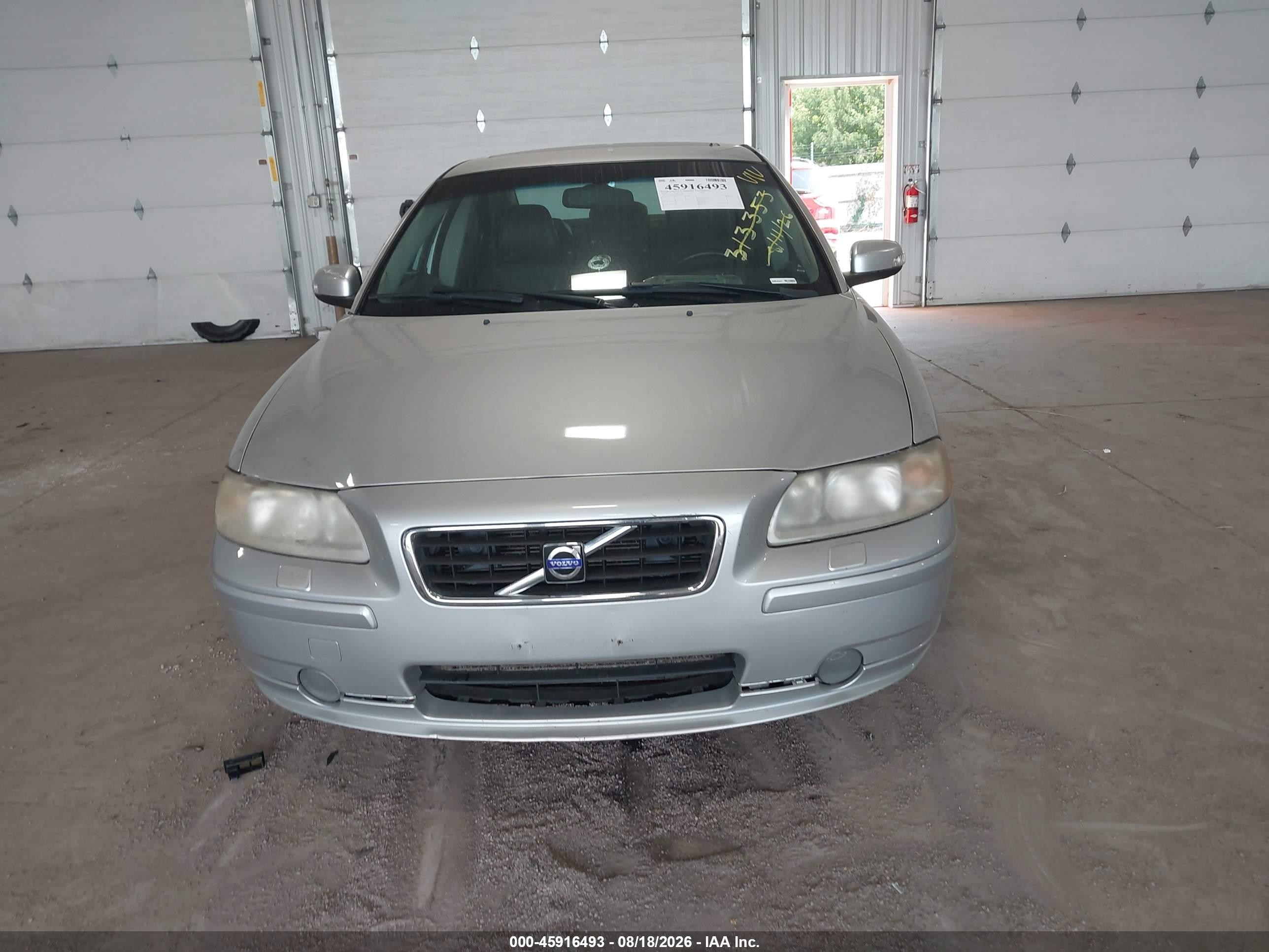 2009 Volvo S60 2.5t/2.5t Special Edition Серебряный vin: YV1RS592492738902