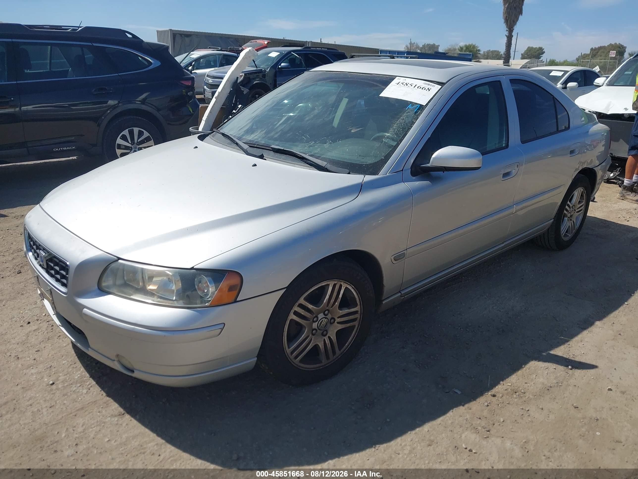 2005 Volvo S60 2.5t A/2.5t A Sr W/premium Package Silver vin: YV1RS592552473823