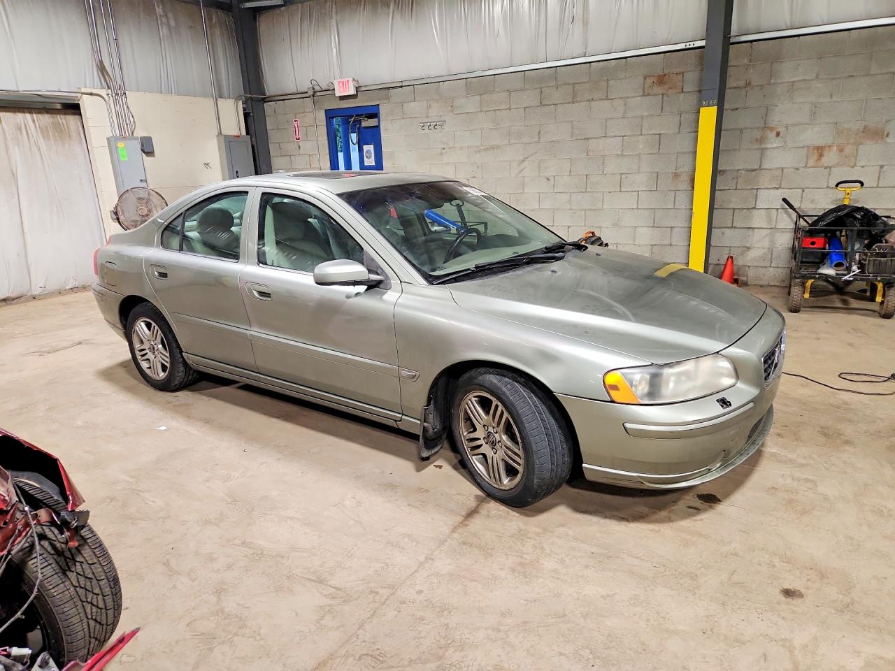 2006 Volvo S60 2.5t Gray vin: YV1RS592662544836