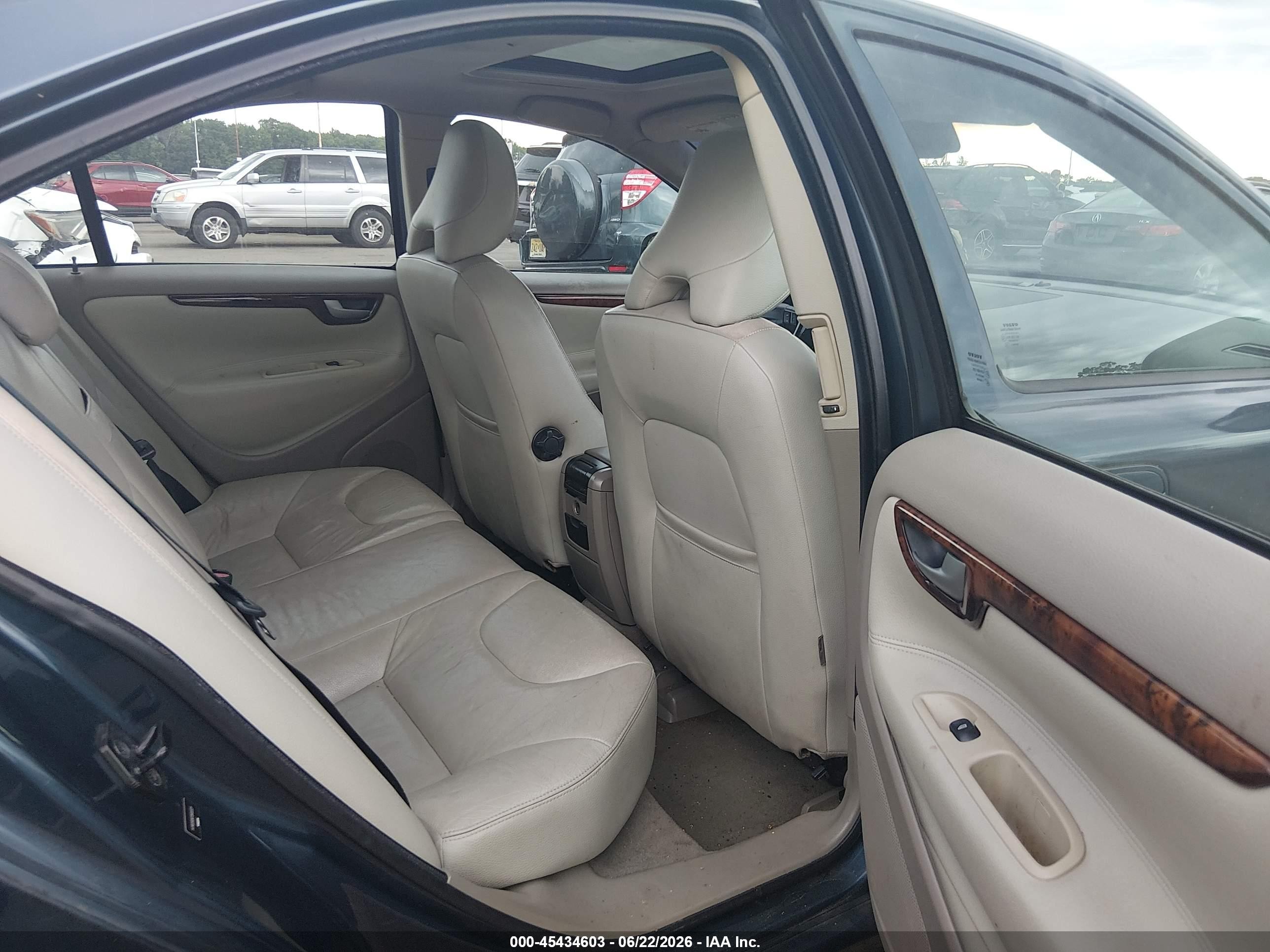 2007 Volvo S60 2.5t Синий vin: YV1RS592672602221