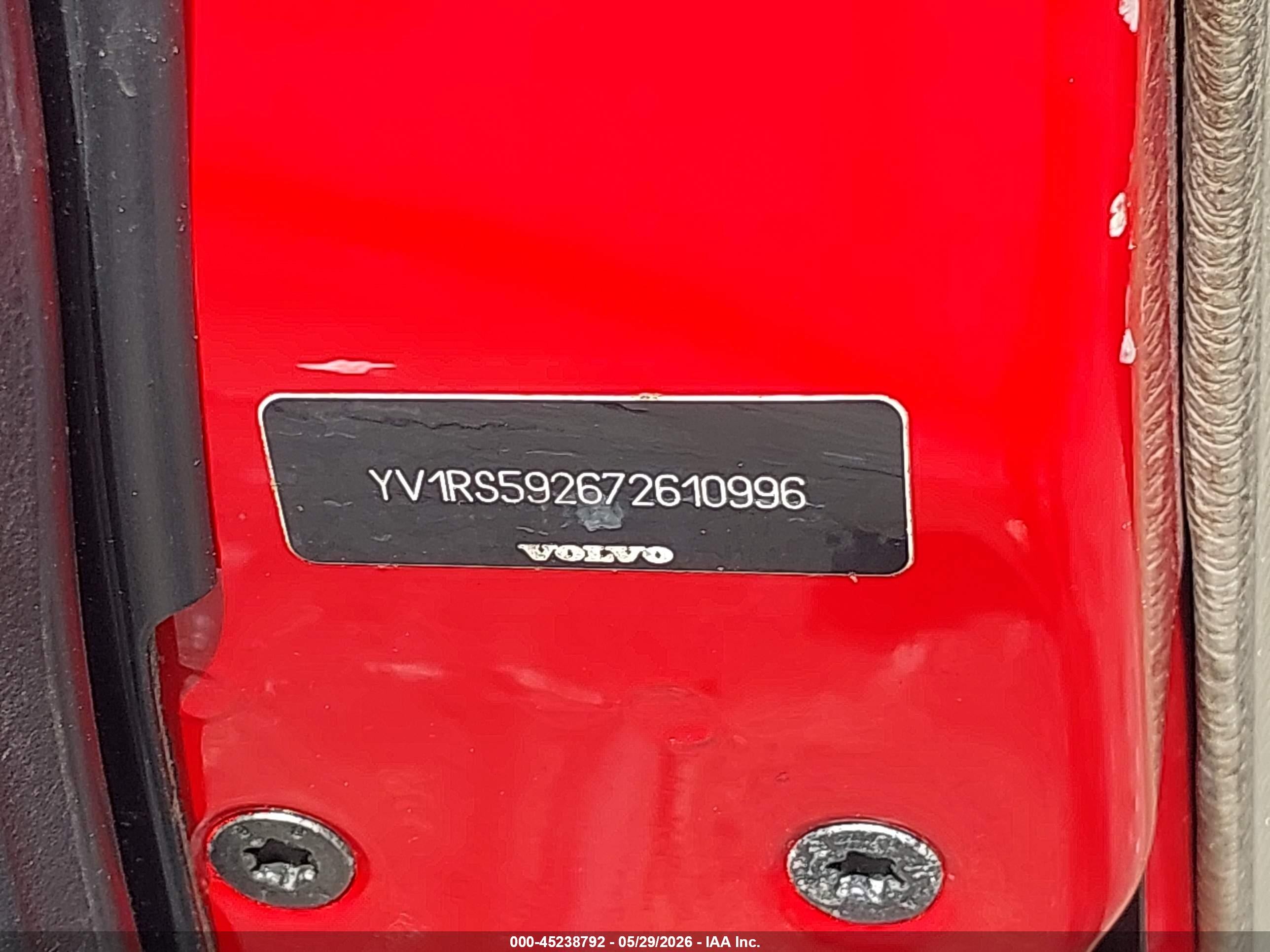 2007 Volvo S60 2.5t Red vin: YV1RS592672610996