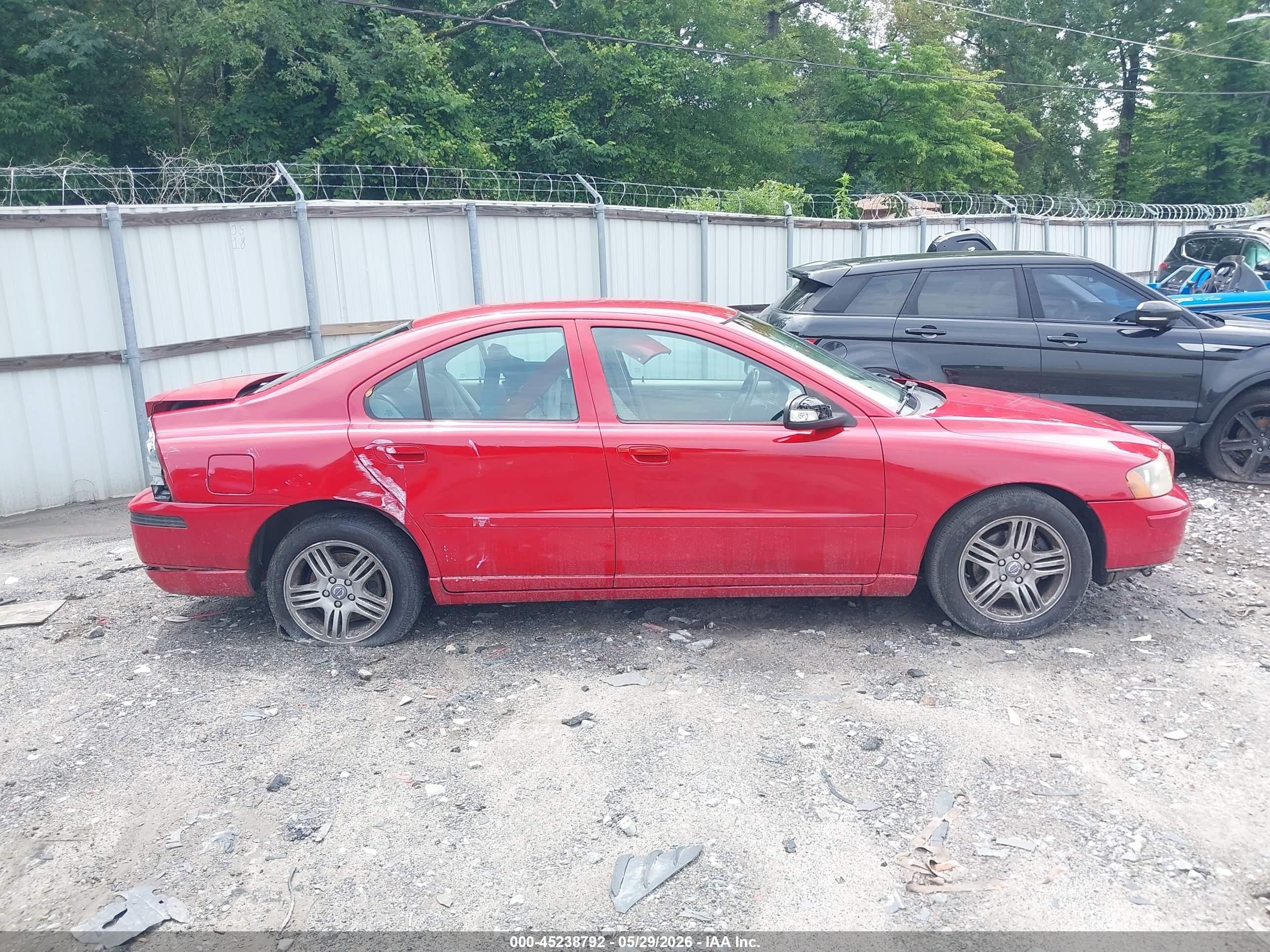 2007 Volvo S60 2.5t Red vin: YV1RS592672610996