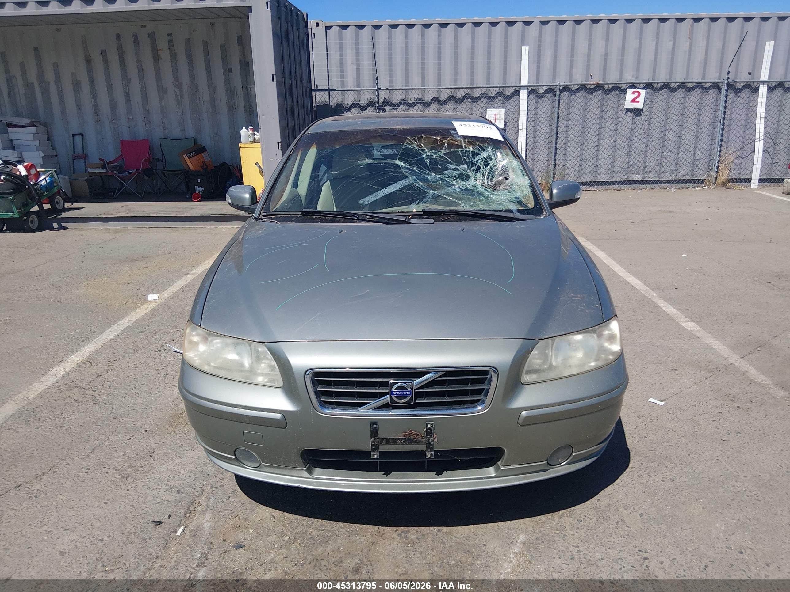 2007 Volvo S60 2.5t Tan vin: YV1RS592672634893