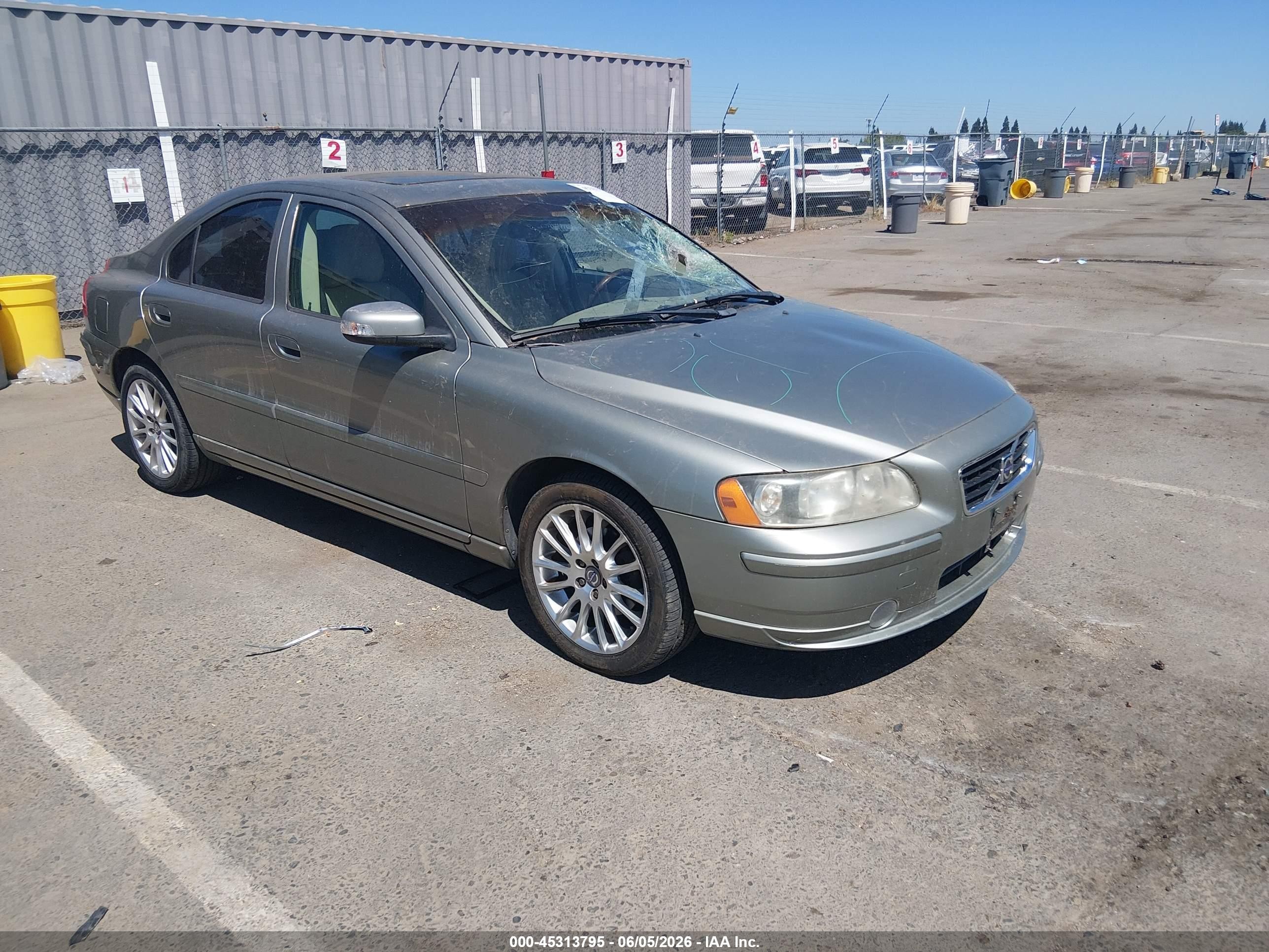 2007 Volvo S60 2.5t Tan vin: YV1RS592672634893