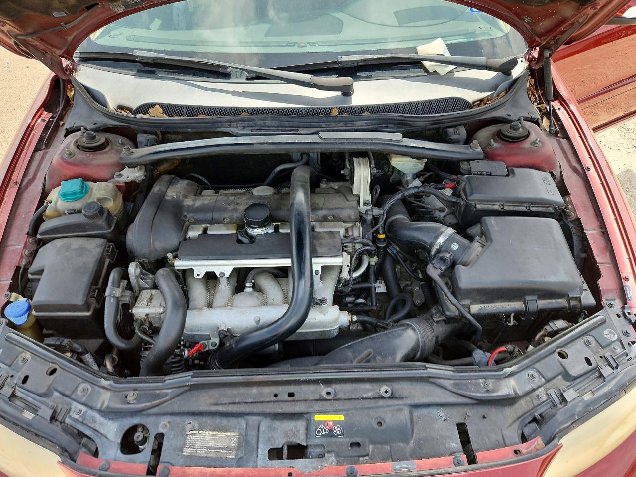 2008 Volvo S60 2.5t Red vin: YV1RS592782673803