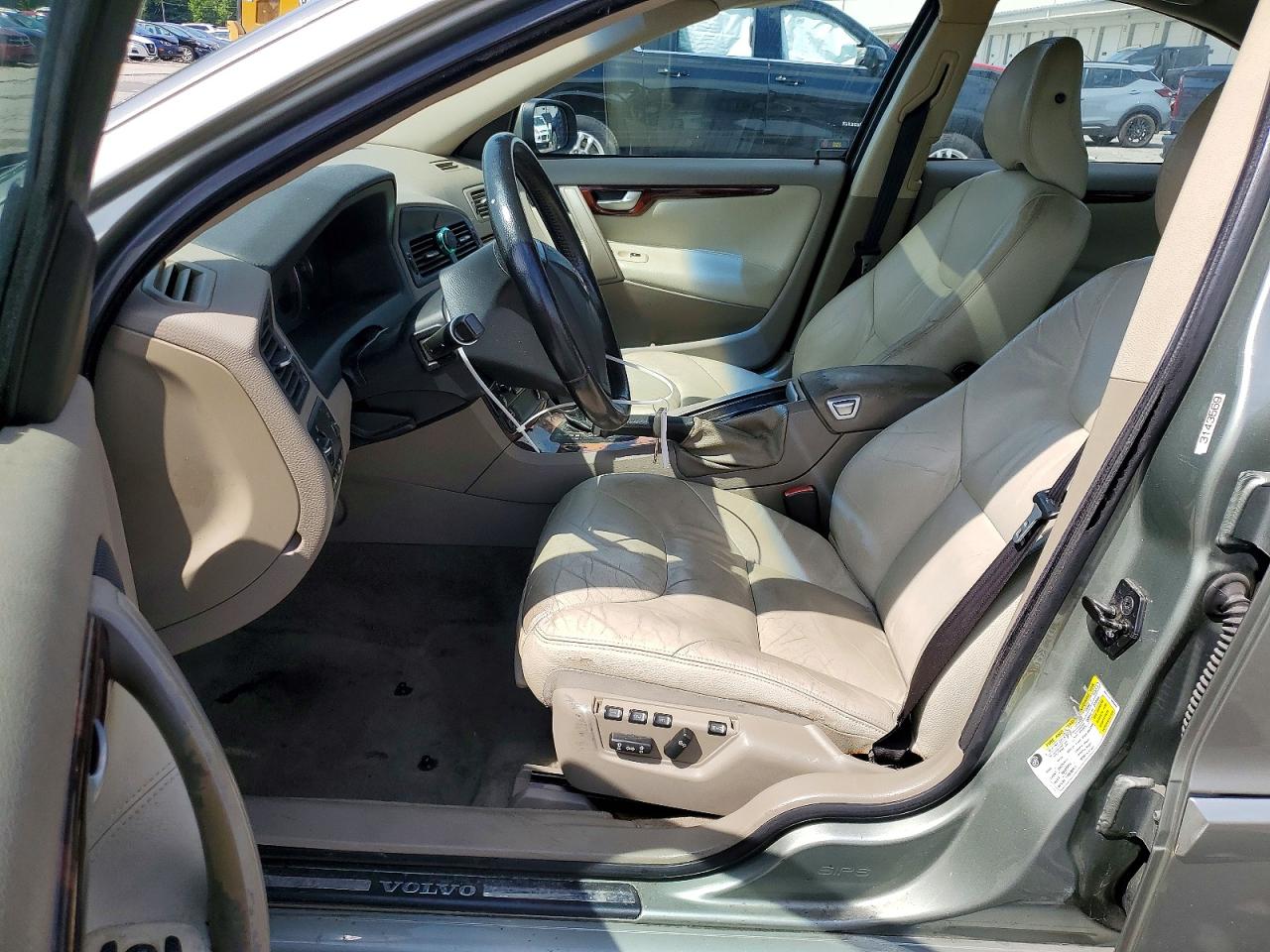 2008 Volvo S60 2.5t Silver vin: YV1RS592782701020