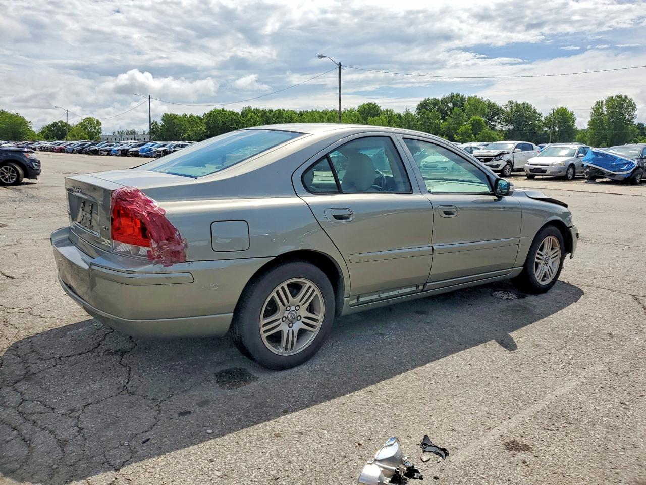 2008 Volvo S60 2.5t Silver vin: YV1RS592782701020