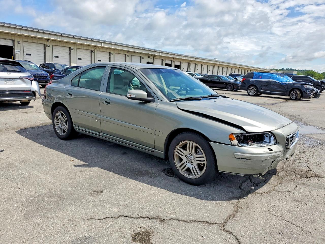 2008 Volvo S60 2.5t Silver vin: YV1RS592782701020