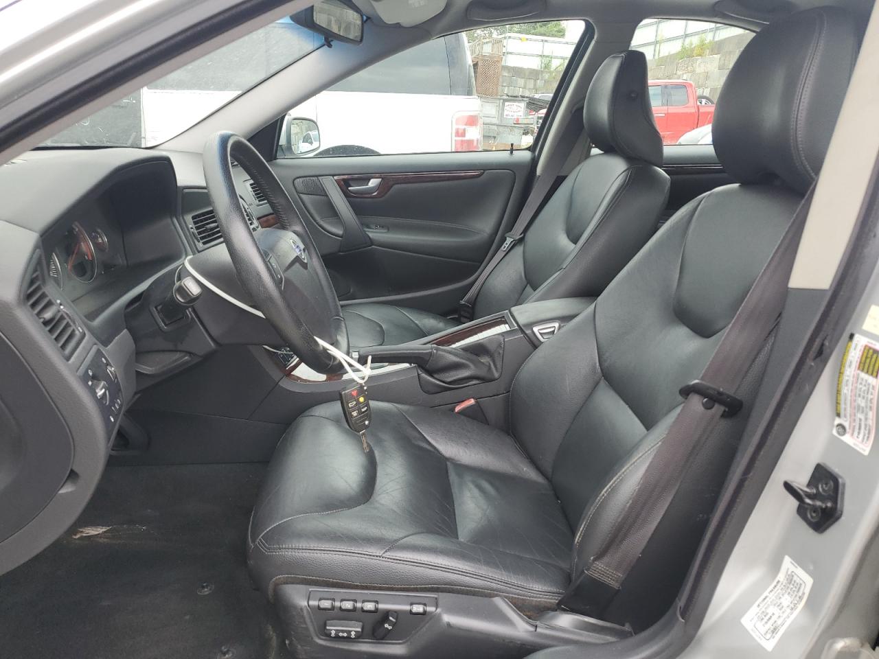 2005 Volvo S60 2.5t Silver vin: YV1RS592852471225