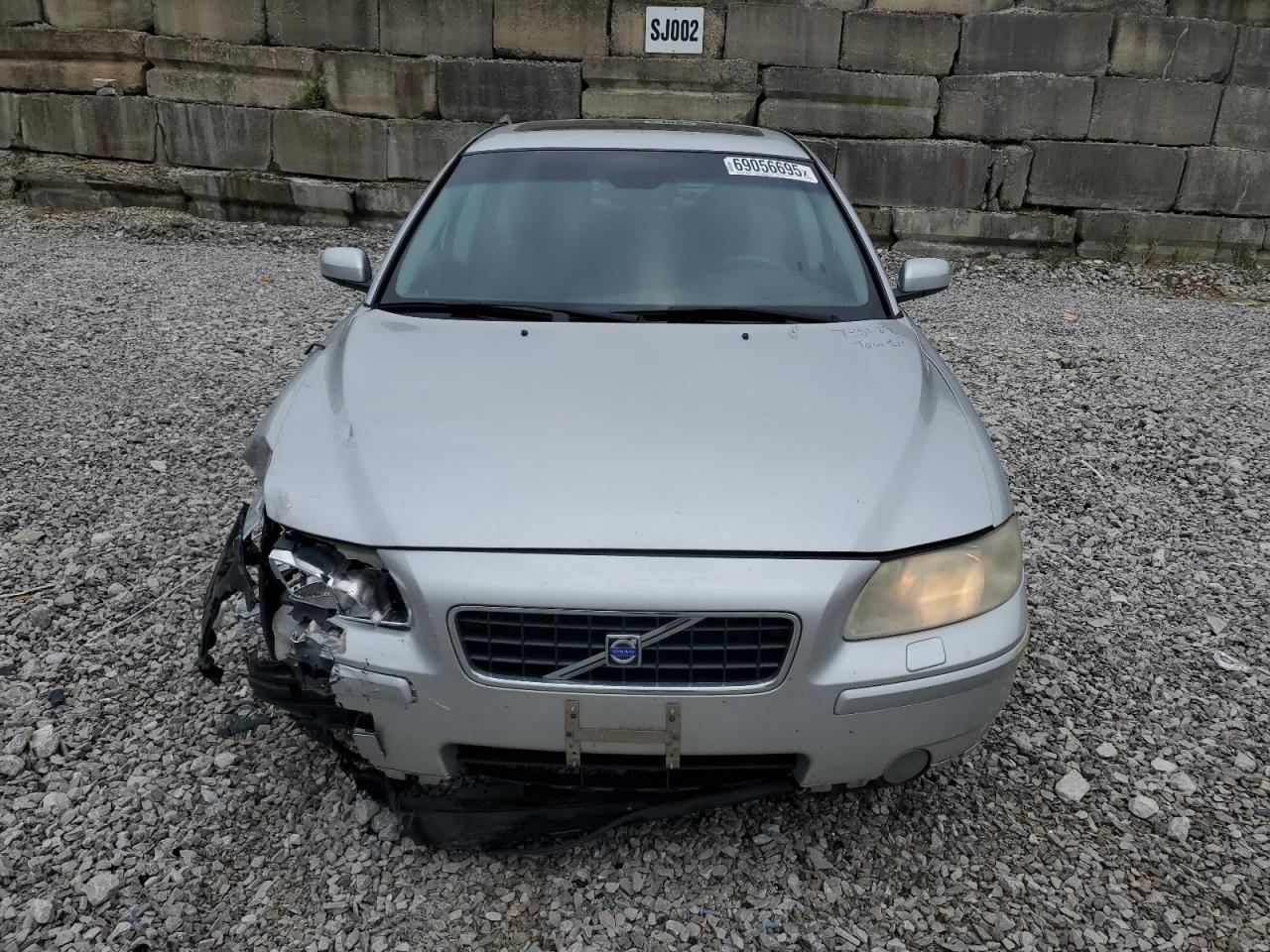 2005 Volvo S60 2.5t Silver vin: YV1RS592852471225