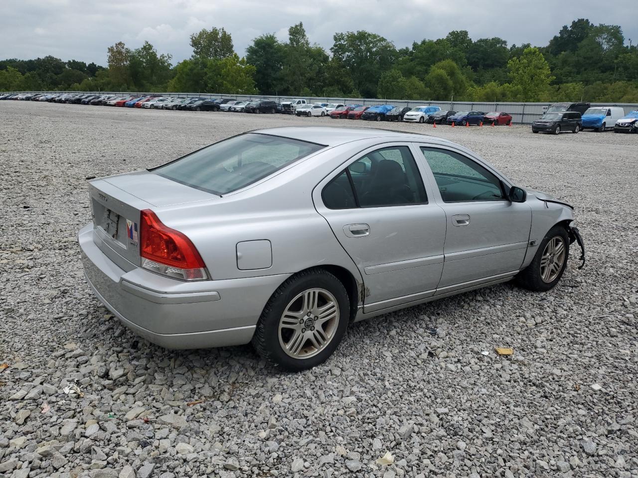 2005 Volvo S60 2.5t Silver vin: YV1RS592852471225