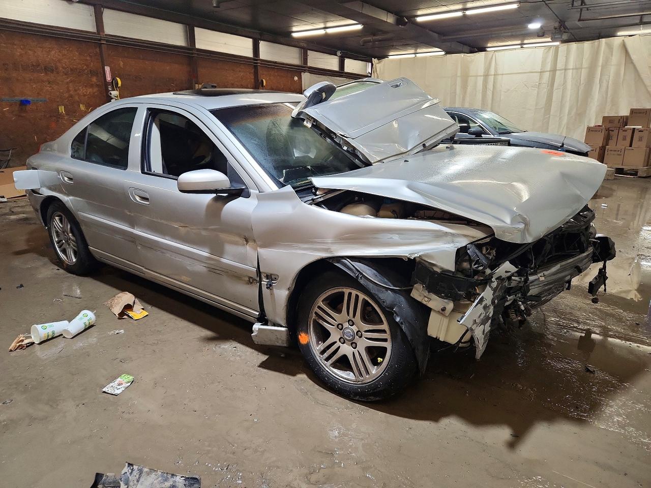 2005 Volvo S60 2.5t Silver vin: YV1RS592852478286