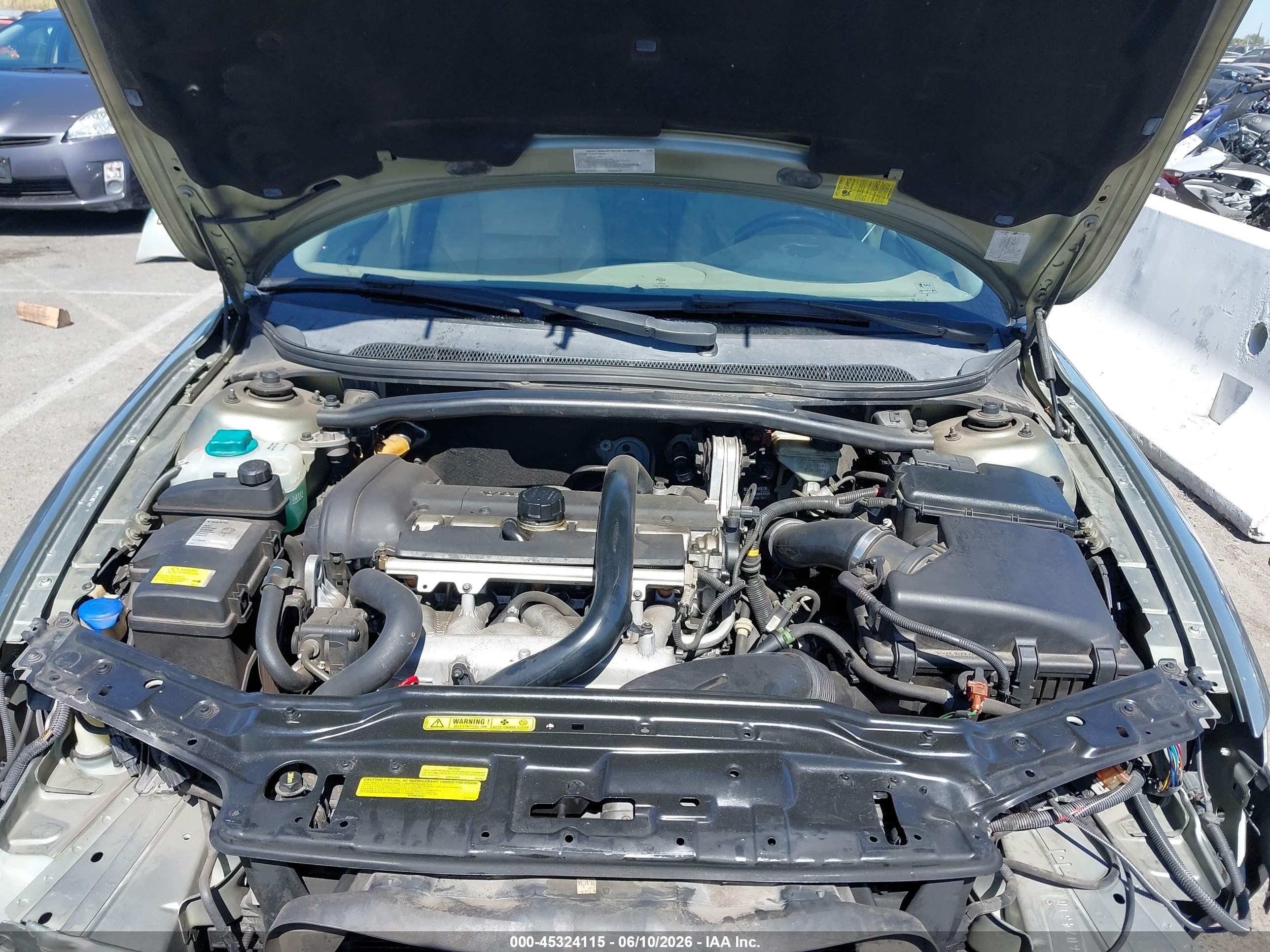 2006 Volvo S60 2.5t Silver vin: YV1RS592862543493