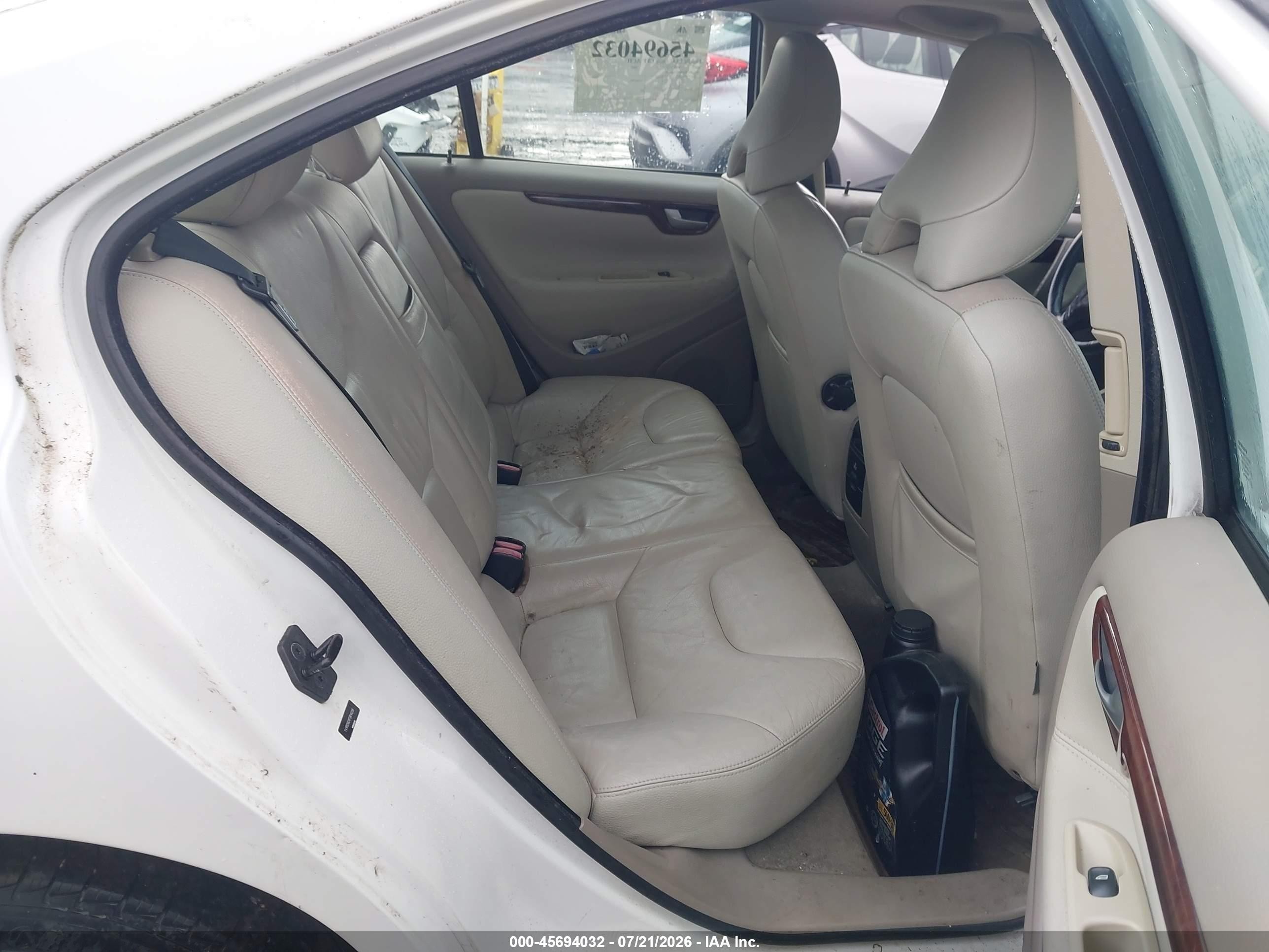 2007 Volvo S60 2.5t White vin: YV1RS592872614239