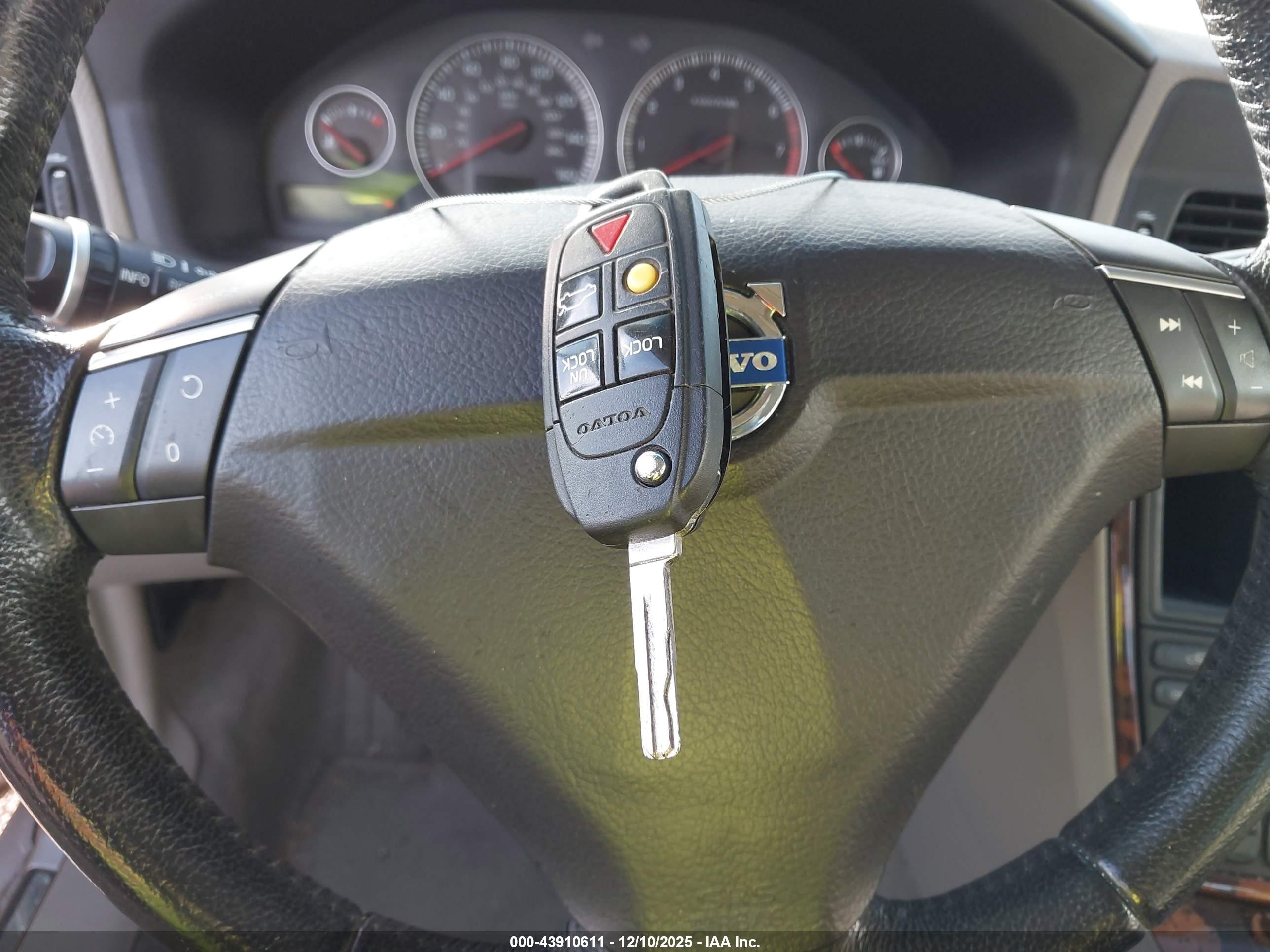 2008 Volvo S60 2.5t Silver vin: YV1RS592982670854