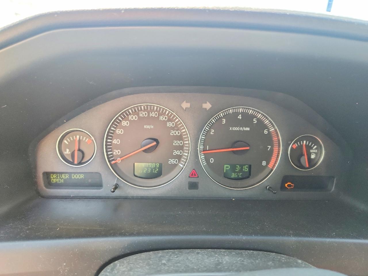 2004 Volvo S60 2.5t Silver vin: YV1RS59V042337804