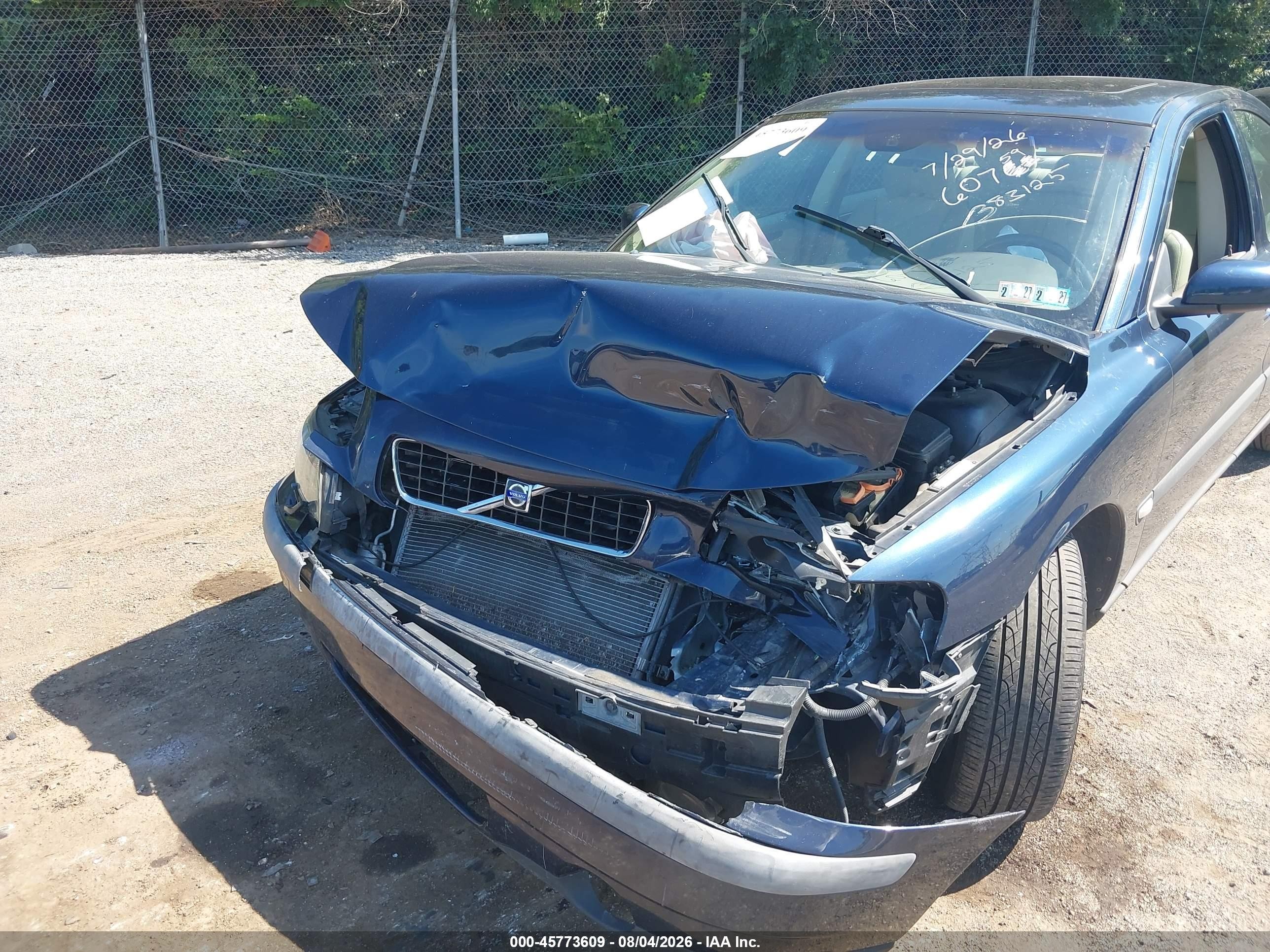2004 Volvo S60 2.5t Blue vin: YV1RS59V142383125