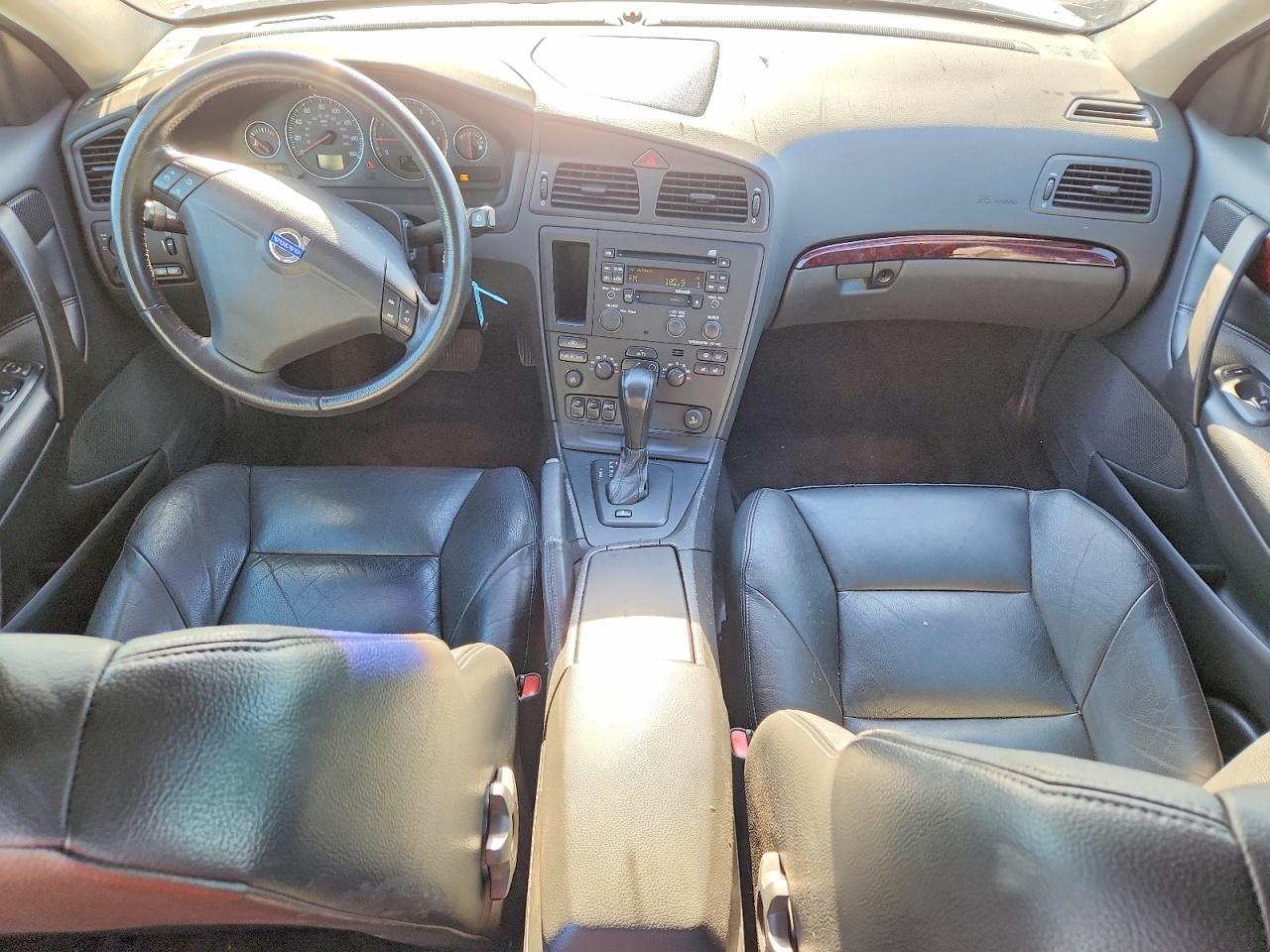 2004 Volvo S60 2.5t Silver vin: YV1RS59V342388195
