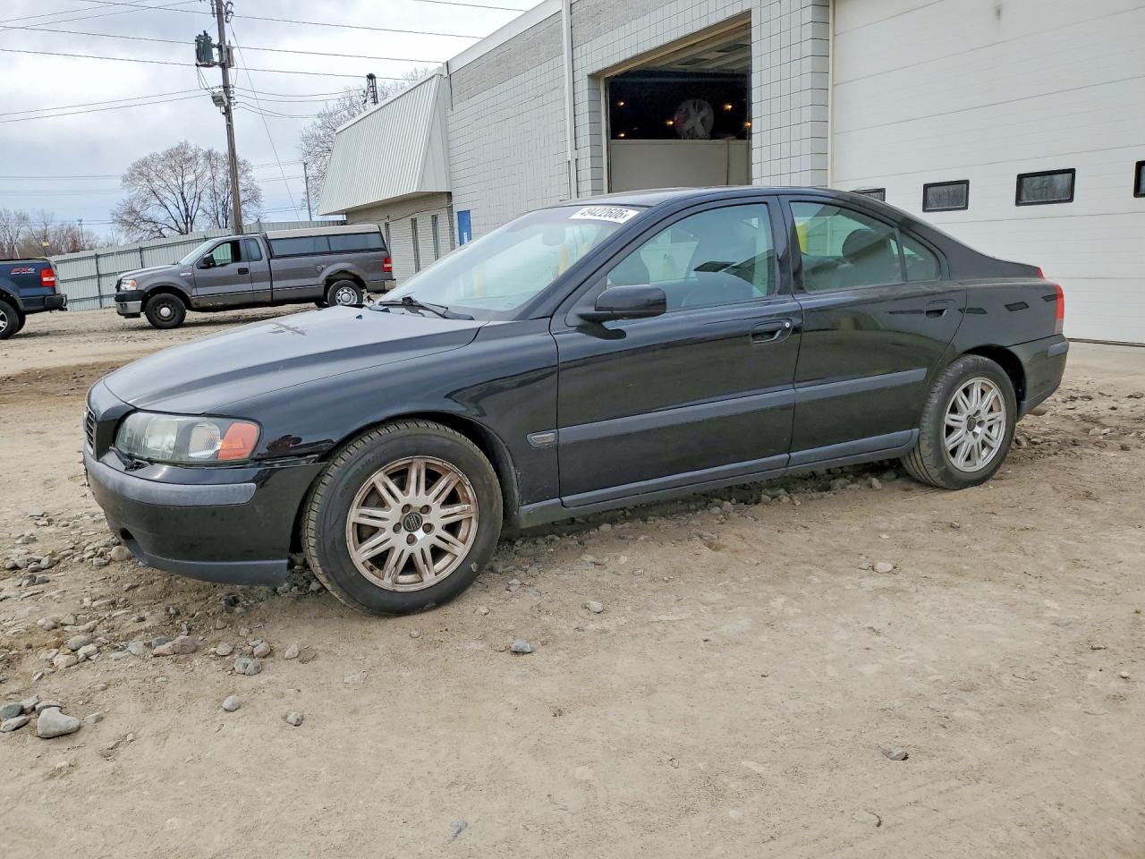 YV1RS59V442402203