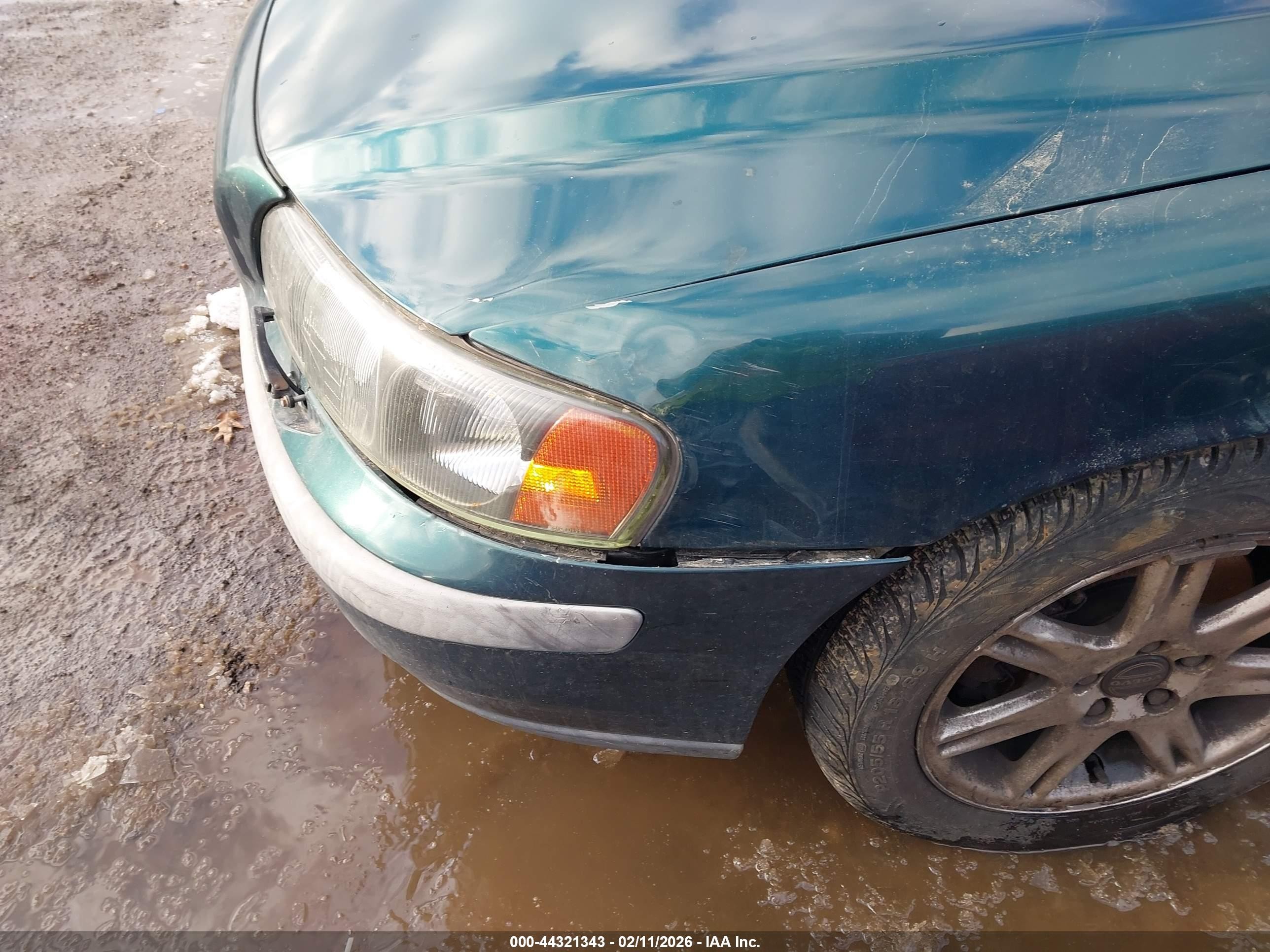 2002 Volvo S60 2.4 Зеленый vin: YV1RS61R022158888