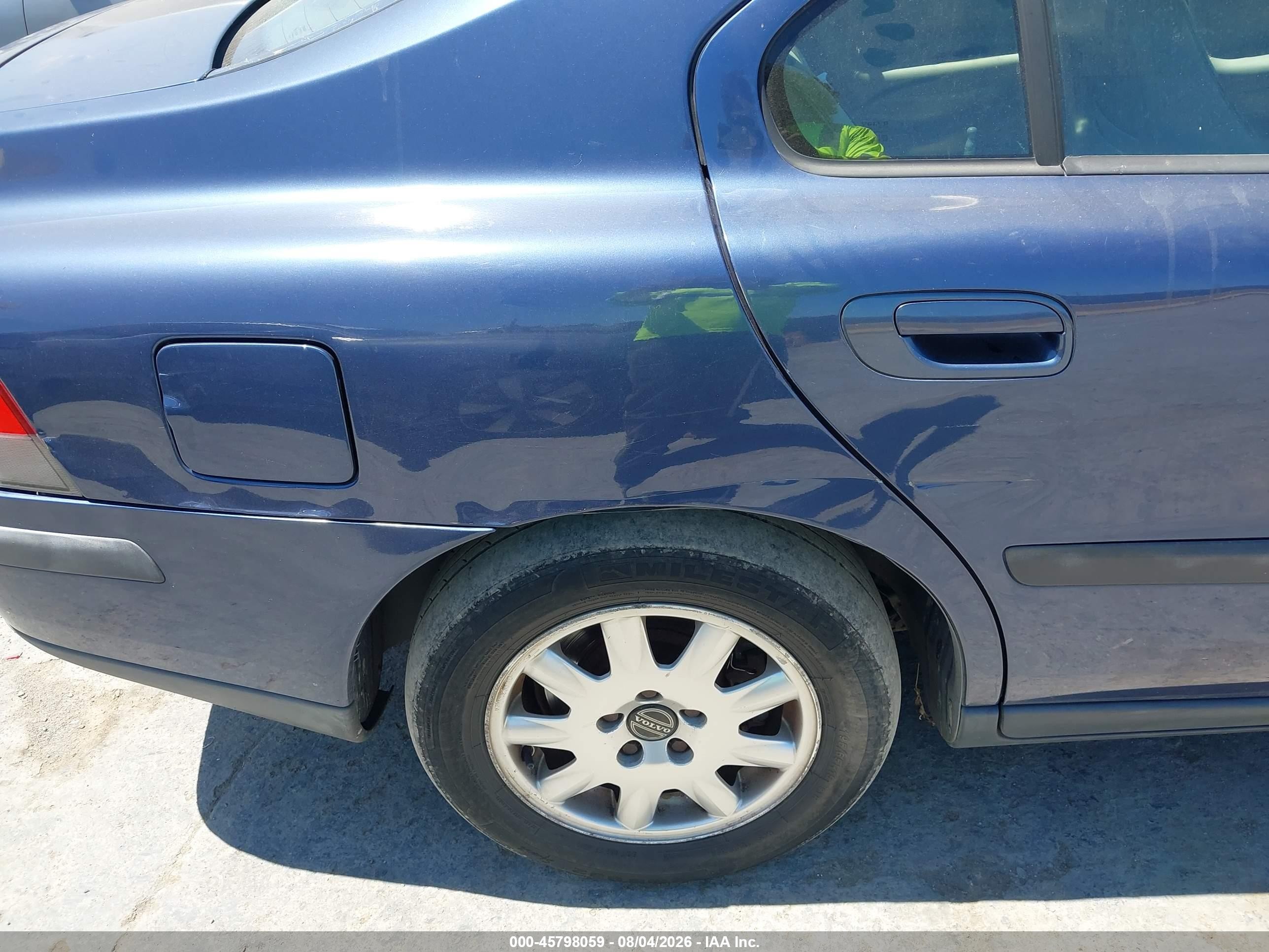 2002 Volvo S60 2.4 Blue vin: YV1RS61R122100692