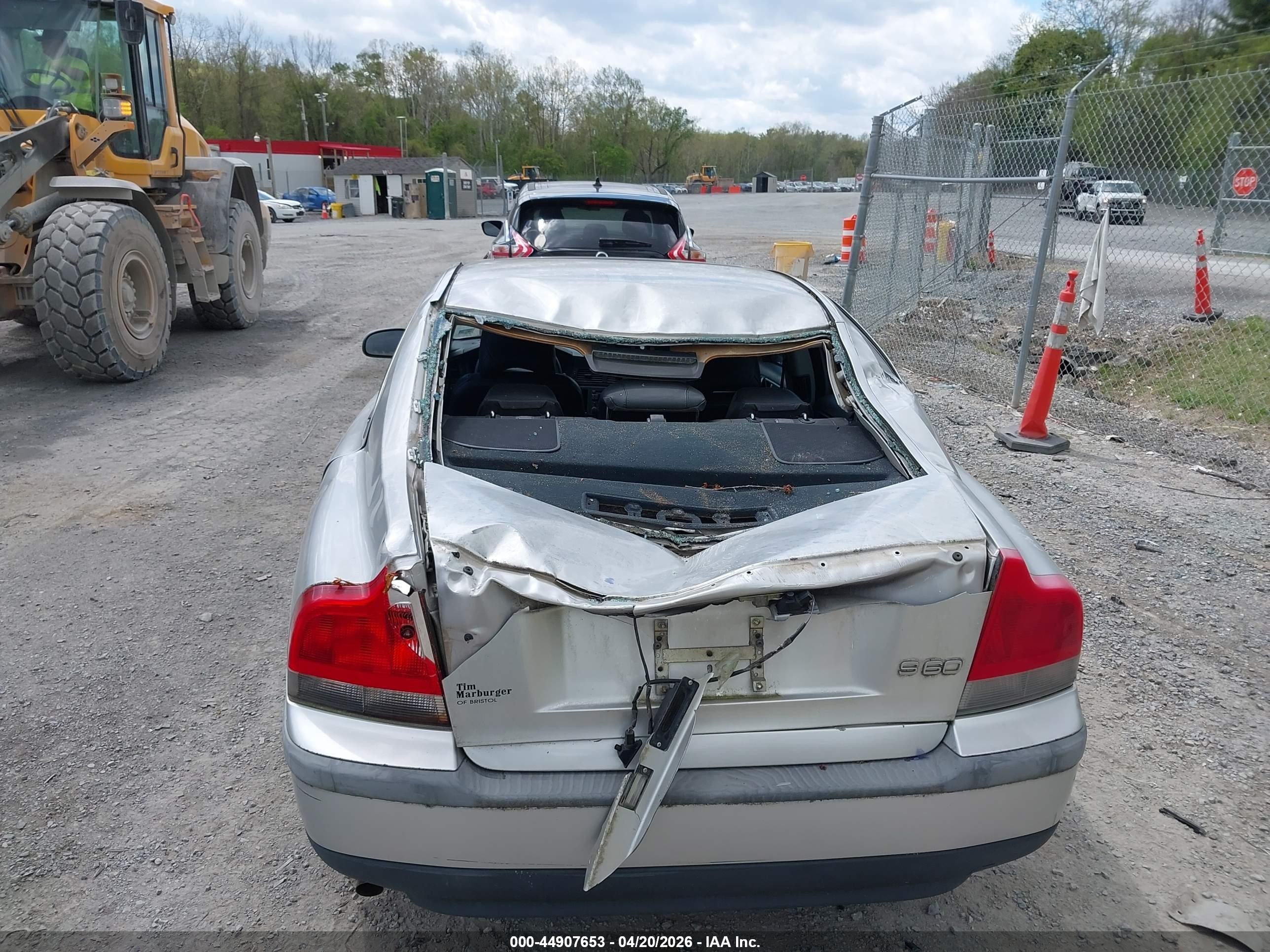2002 Volvo S60 2.4 Silver vin: YV1RS61R222092764