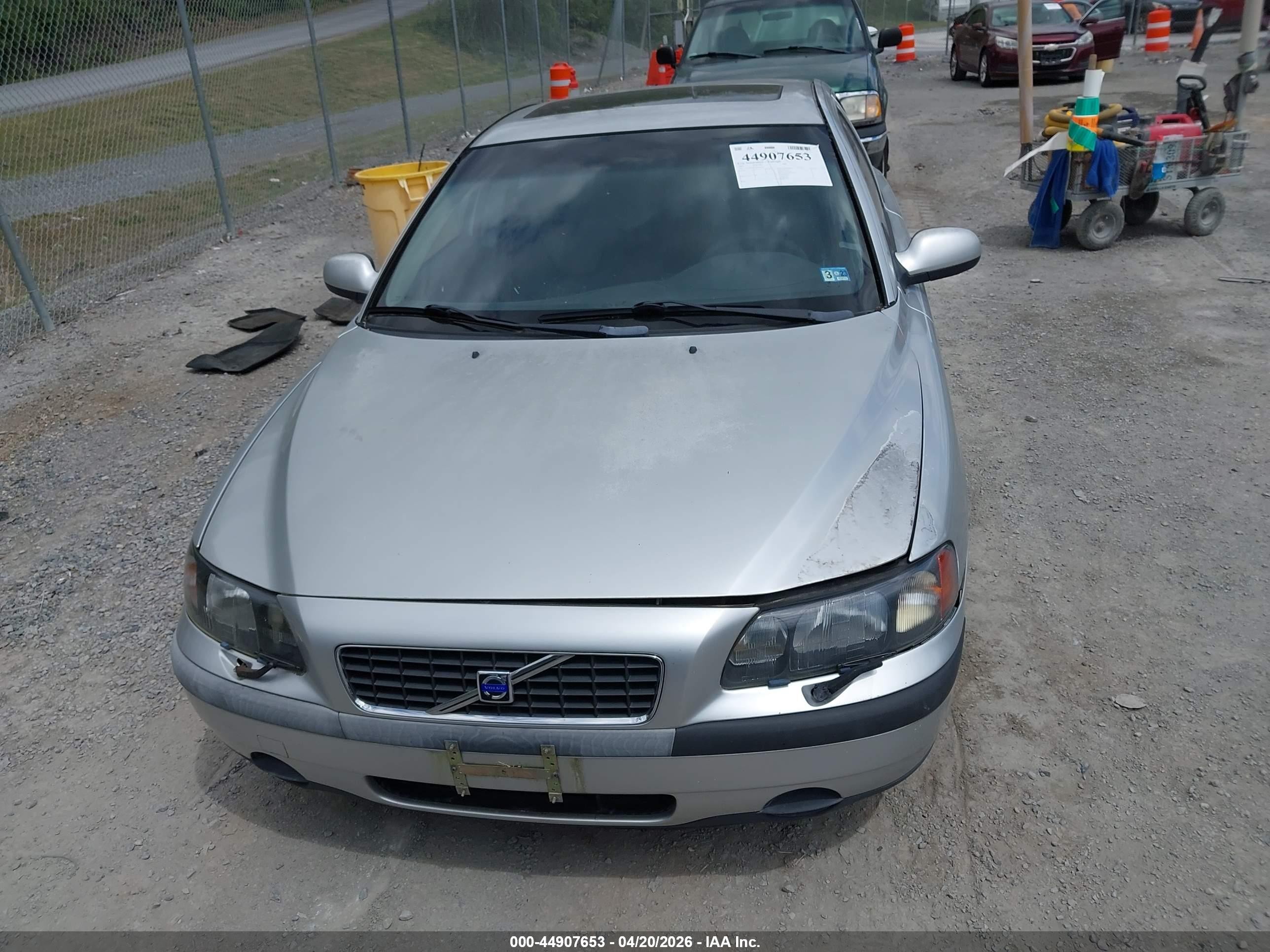 2002 Volvo S60 2.4 Silver vin: YV1RS61R222092764