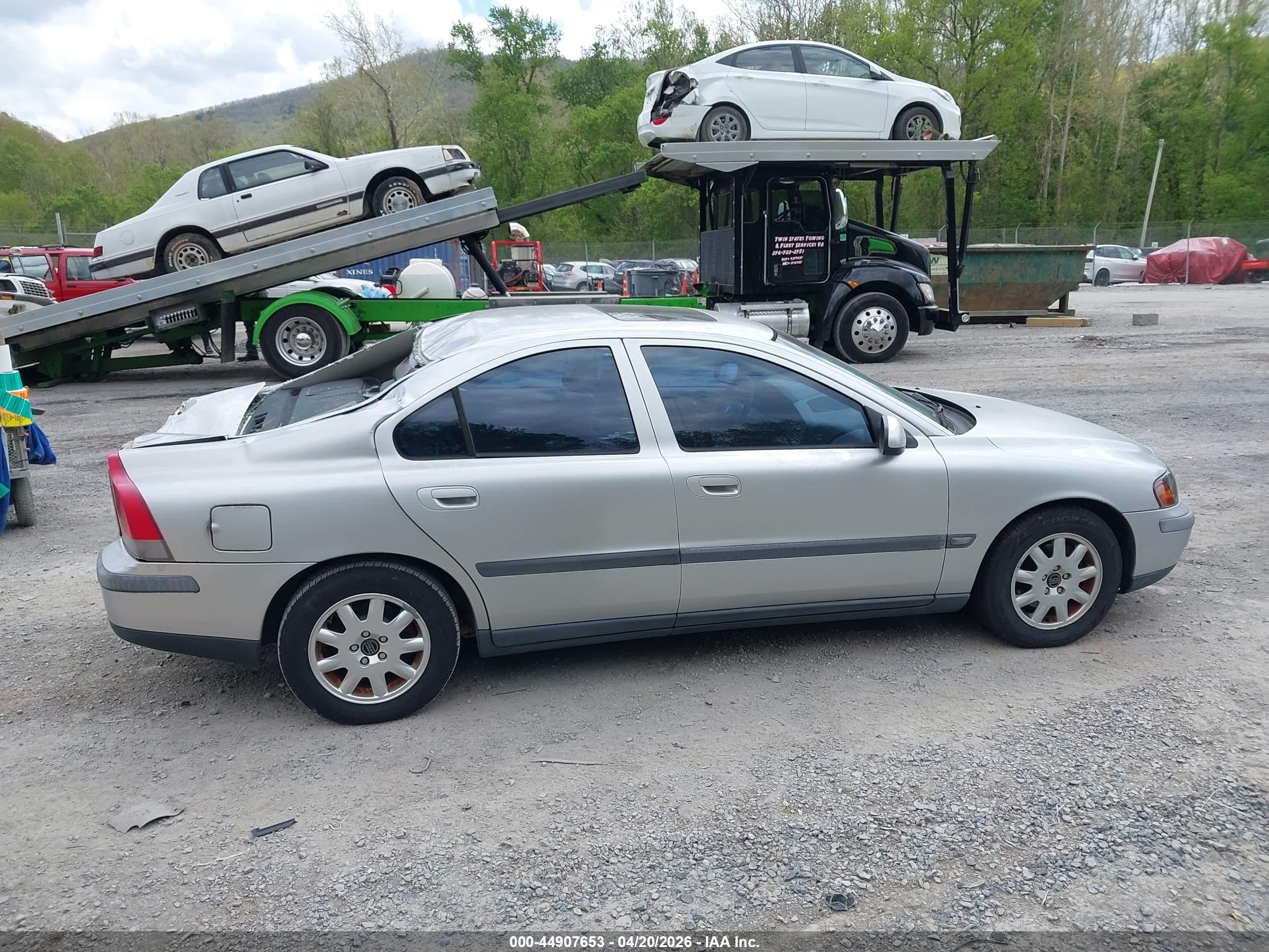 2002 Volvo S60 2.4 Silver vin: YV1RS61R222092764
