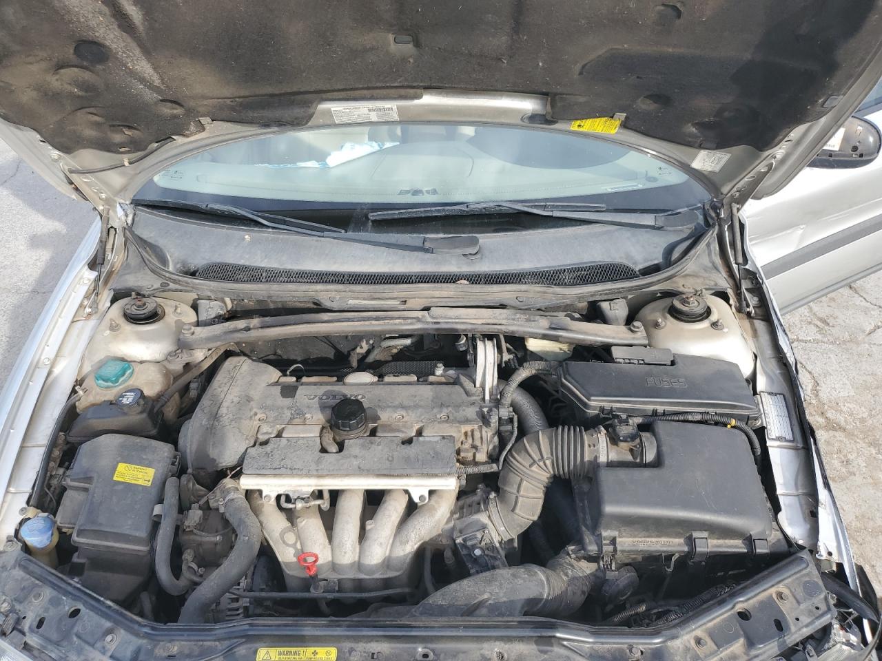2002 Volvo S60 Silver vin: YV1RS61R222170301