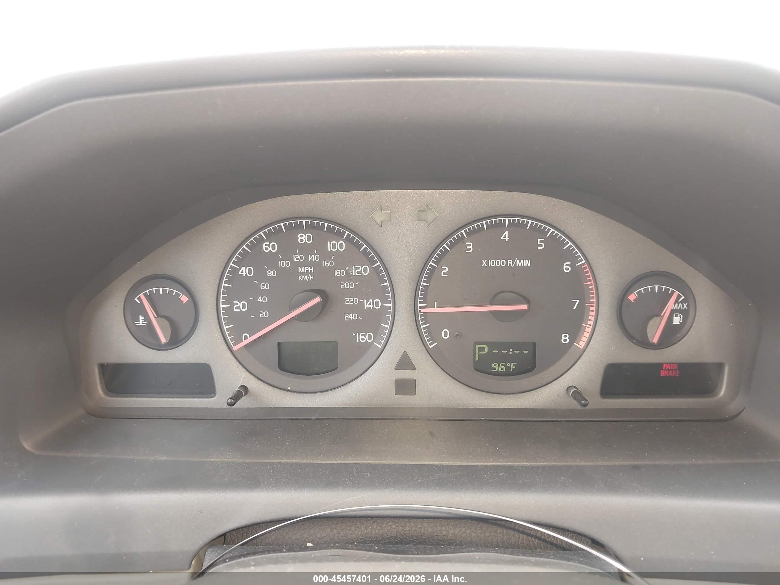 2001 Volvo S60 2.4 Silver vin: YV1RS61R312059027