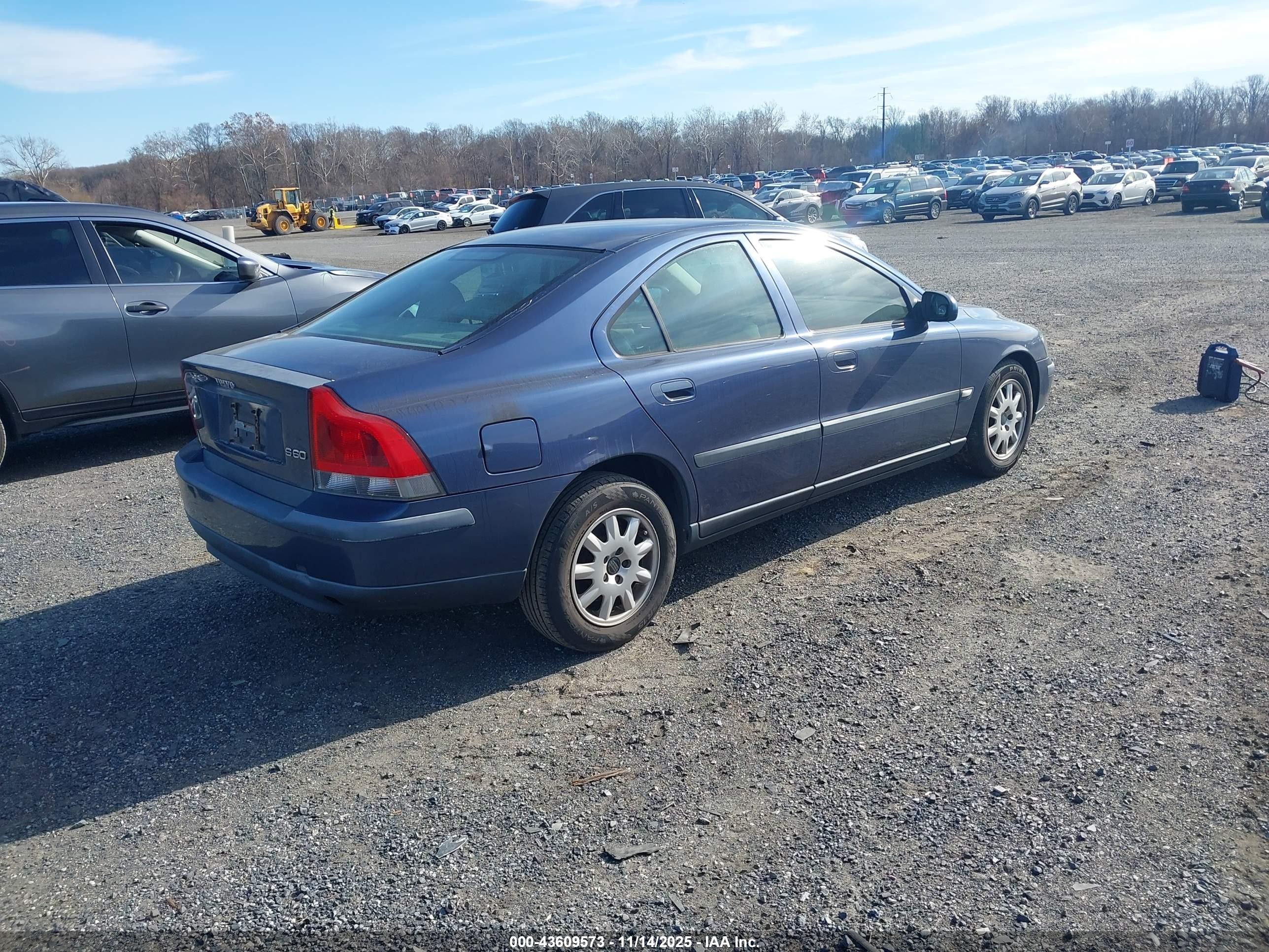 2002 Volvo S60 2.4 Blue vin: YV1RS61R322120099