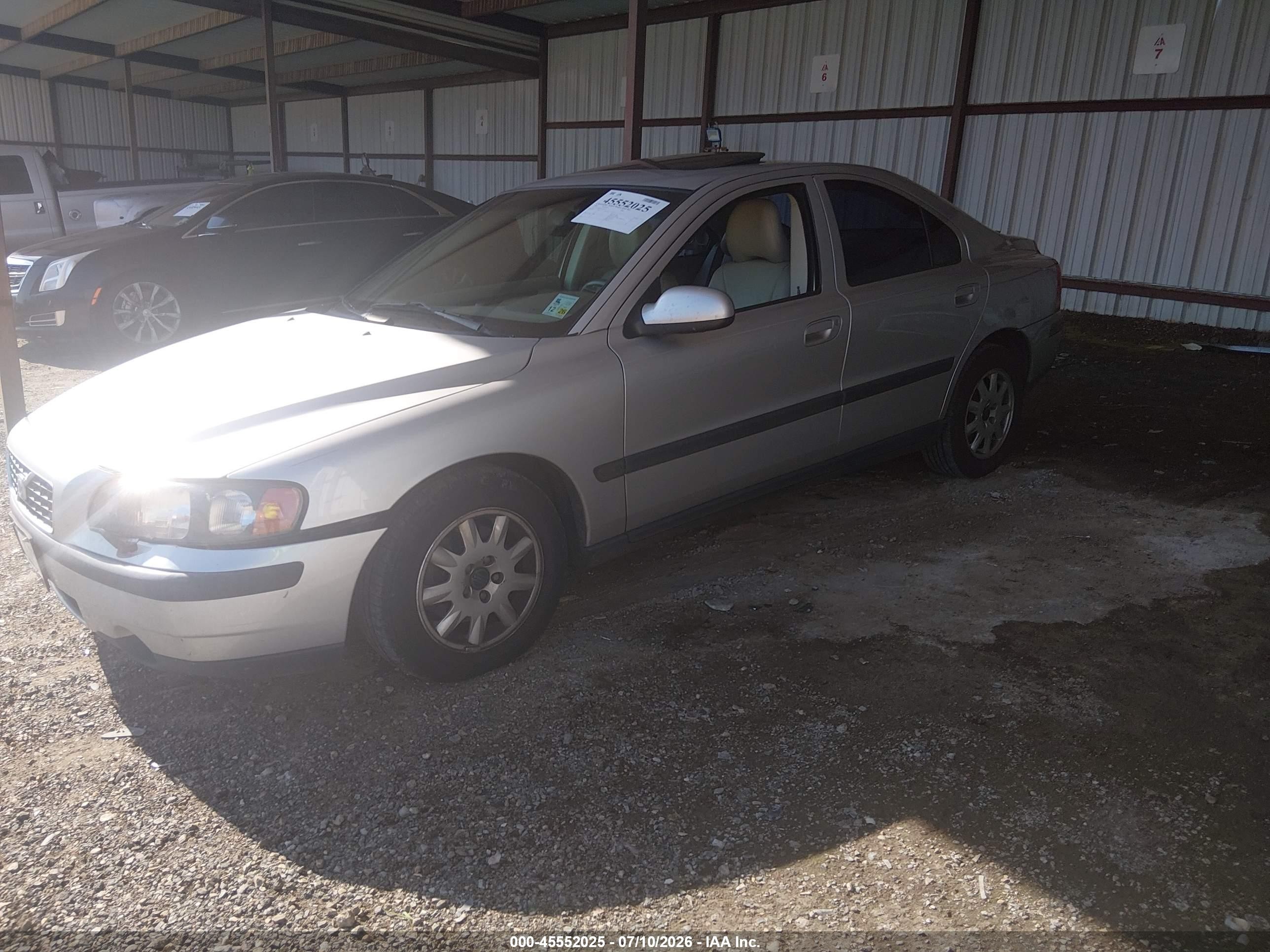 2002 Volvo S60 2.4 Silver vin: YV1RS61R322162417