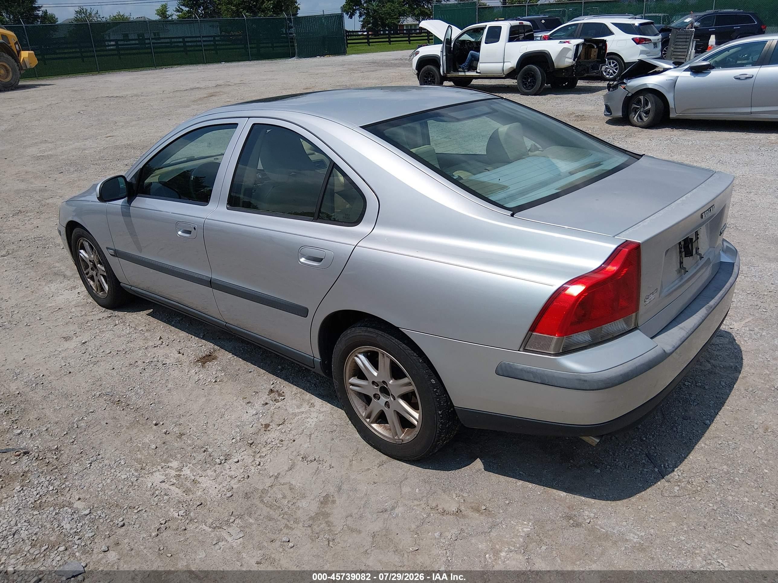 2002 Volvo S60 2.4 Silver vin: YV1RS61R722098429