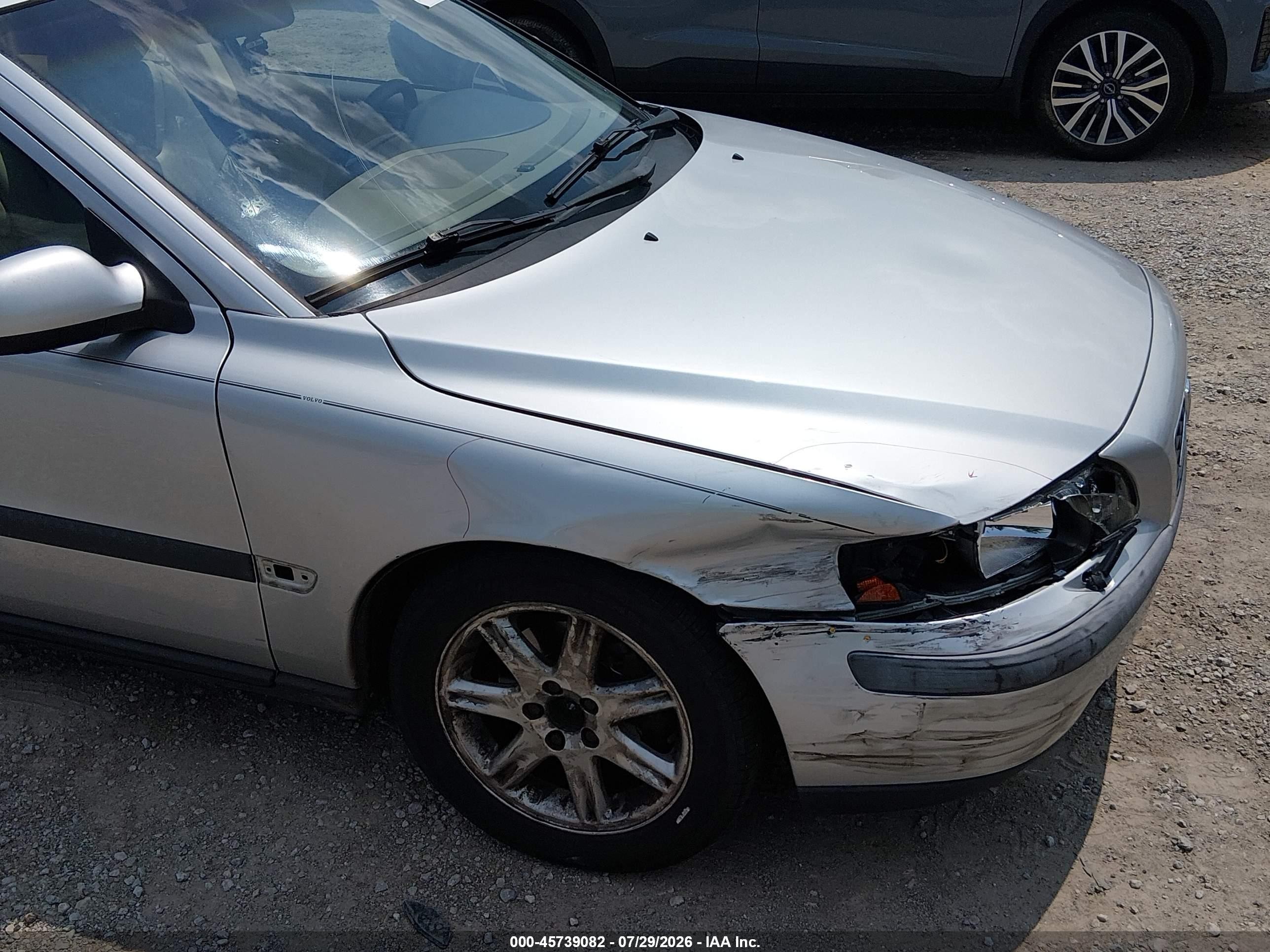 2002 Volvo S60 2.4 Silver vin: YV1RS61R722098429