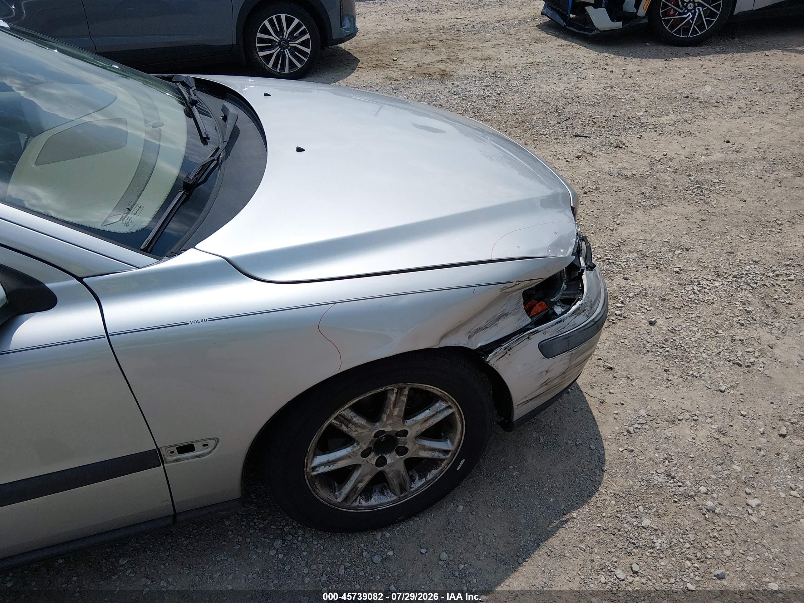 2002 Volvo S60 2.4 Silver vin: YV1RS61R722098429