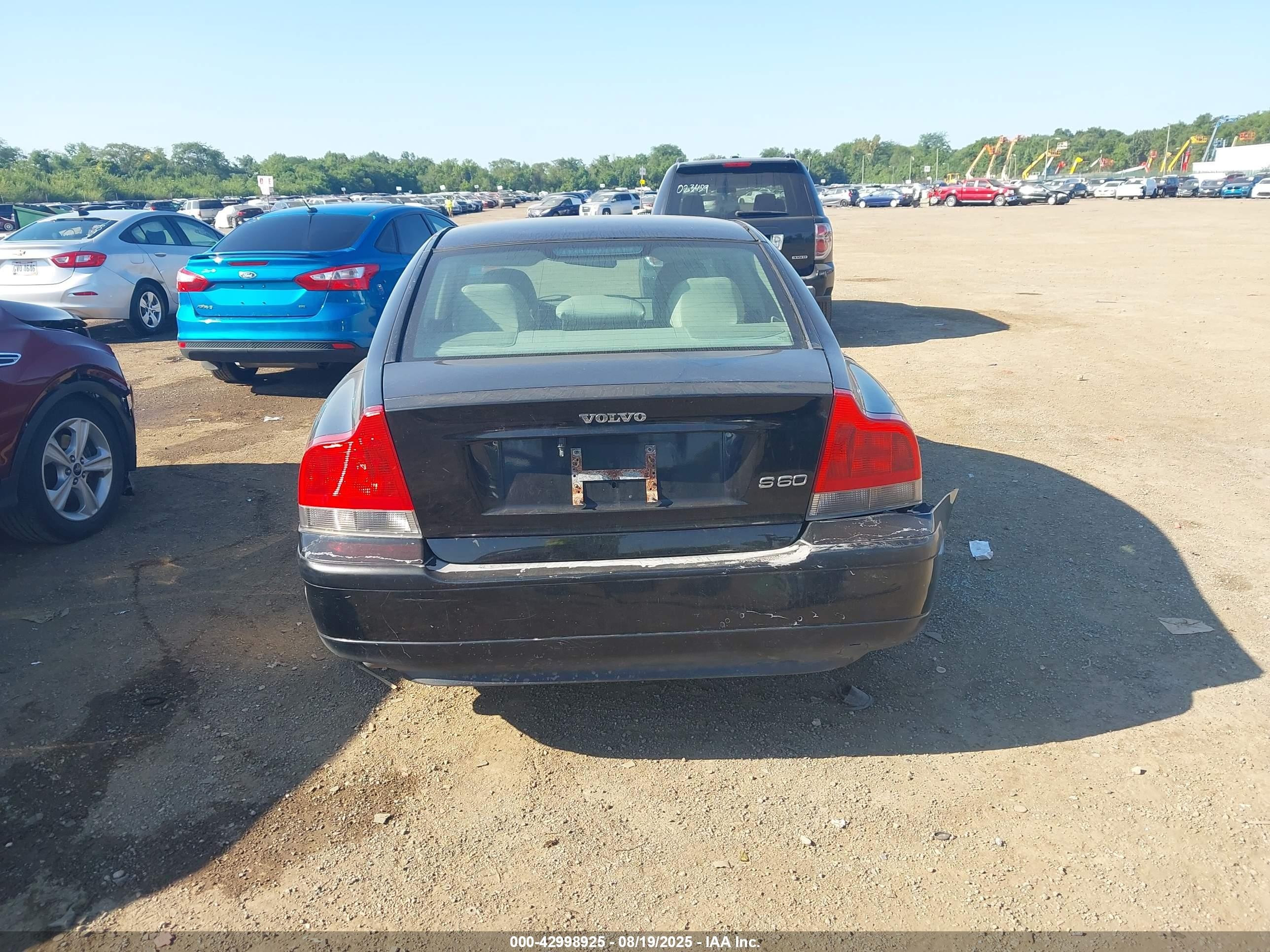 2002 Volvo S60 2.4 Черный vin: YV1RS61R722188678