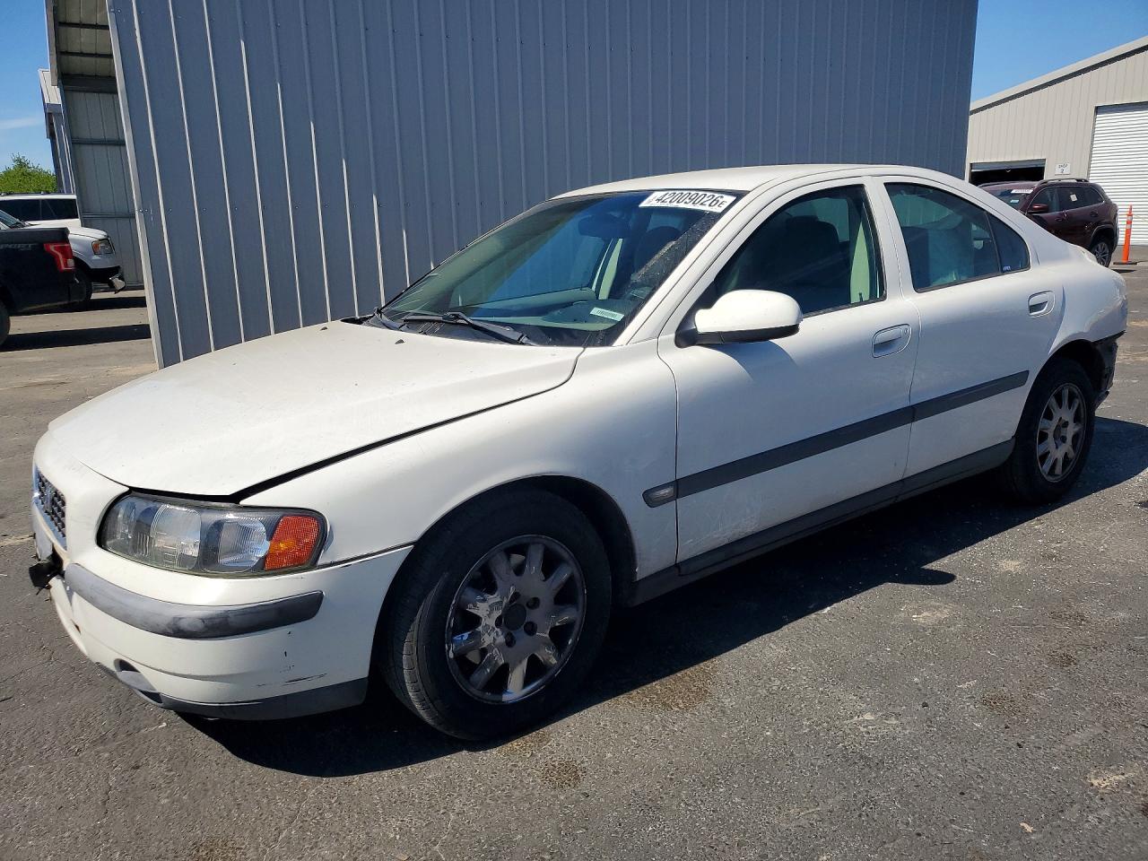 2002 Volvo S60 Белый vin: YV1RS61R822122012