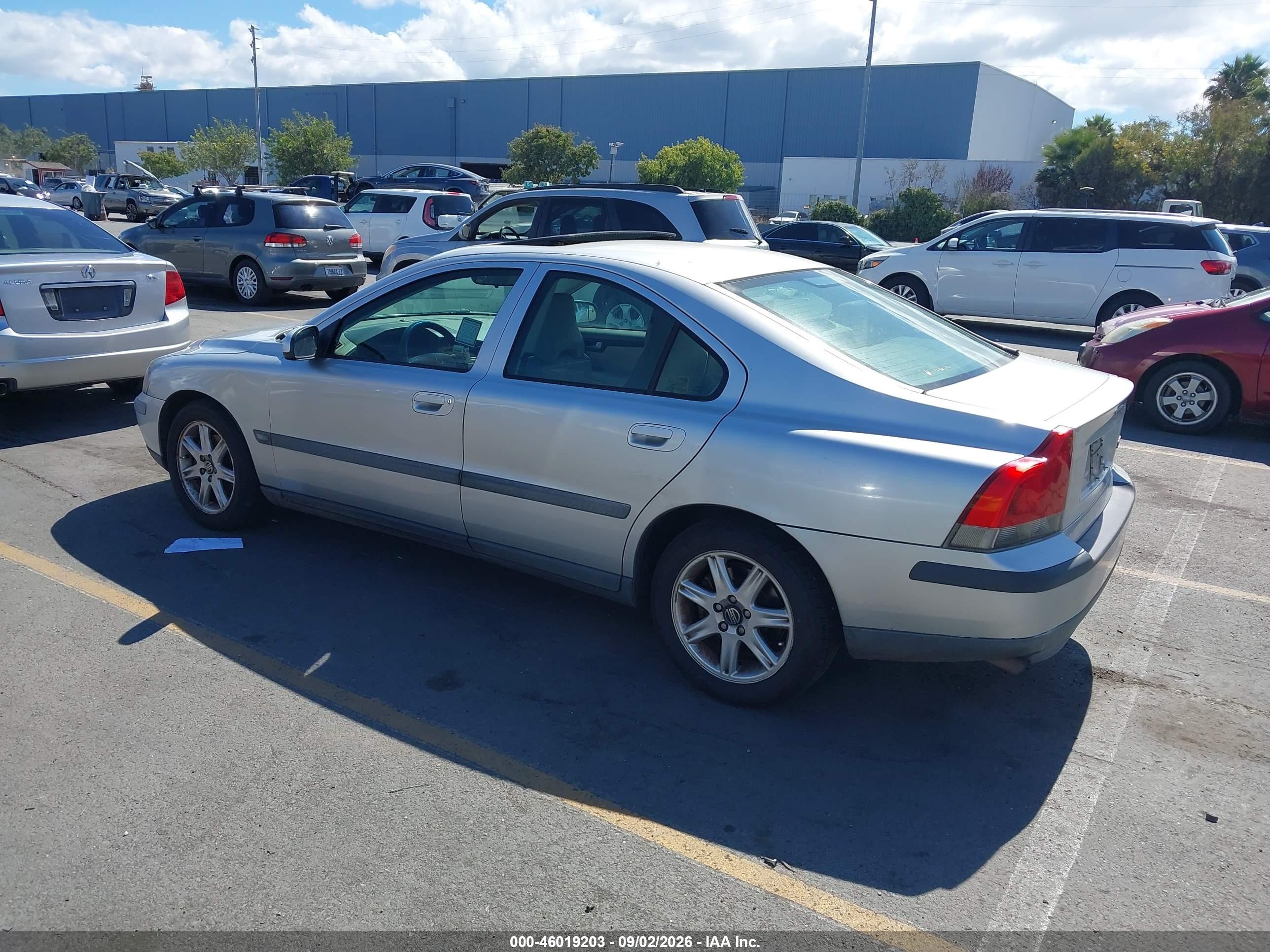2002 Volvo S60 2.4 Серебряный vin: YV1RS61R822144804