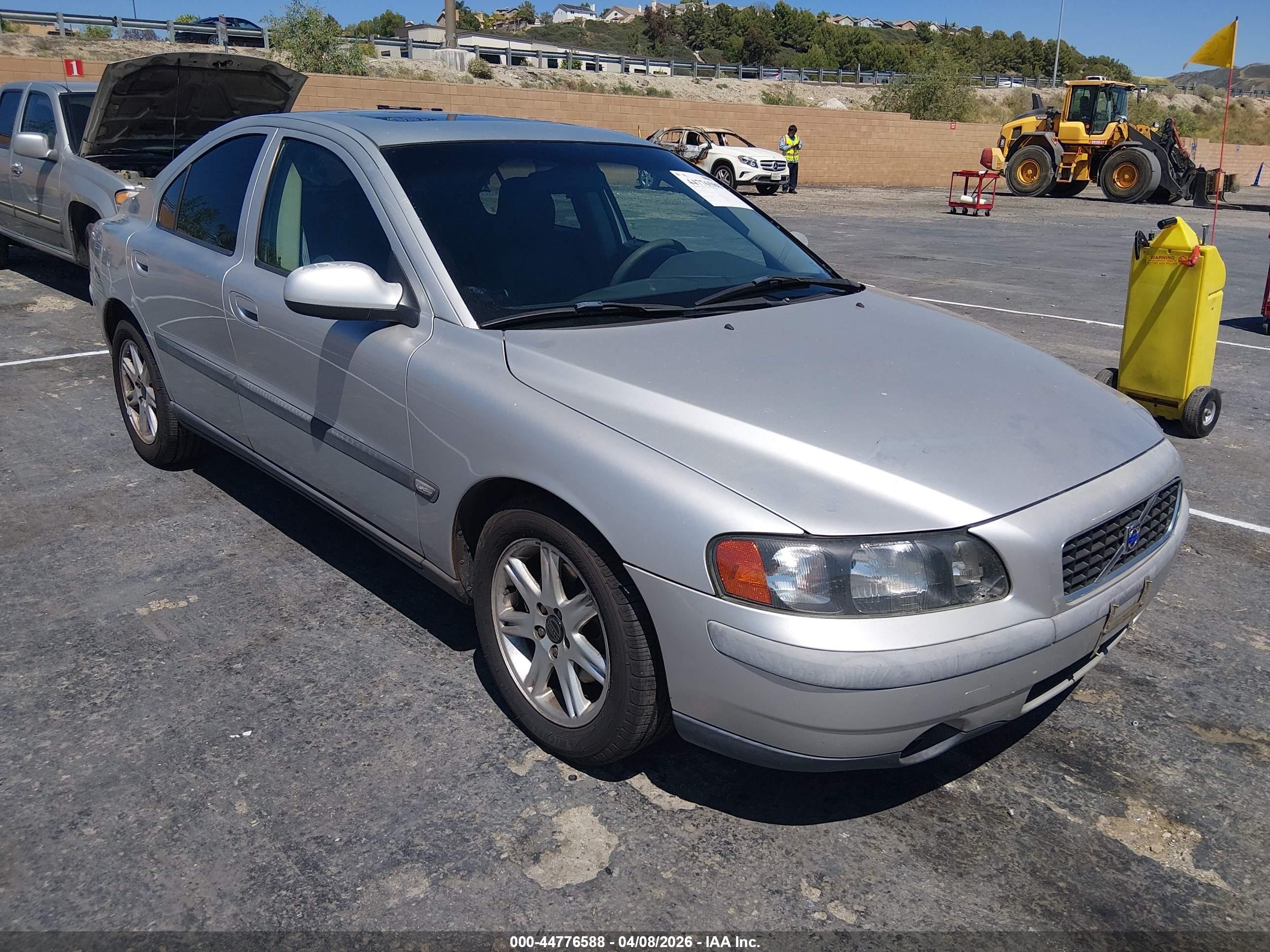 2002 Volvo S60 2.4 Silver vin: YV1RS61R822173008