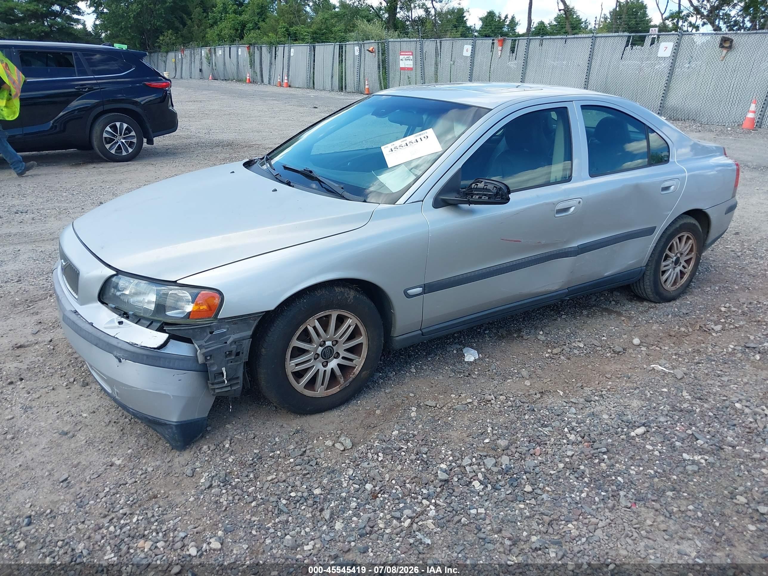 2004 Volvo S60 2.4 Silver vin: YV1RS61T042341271