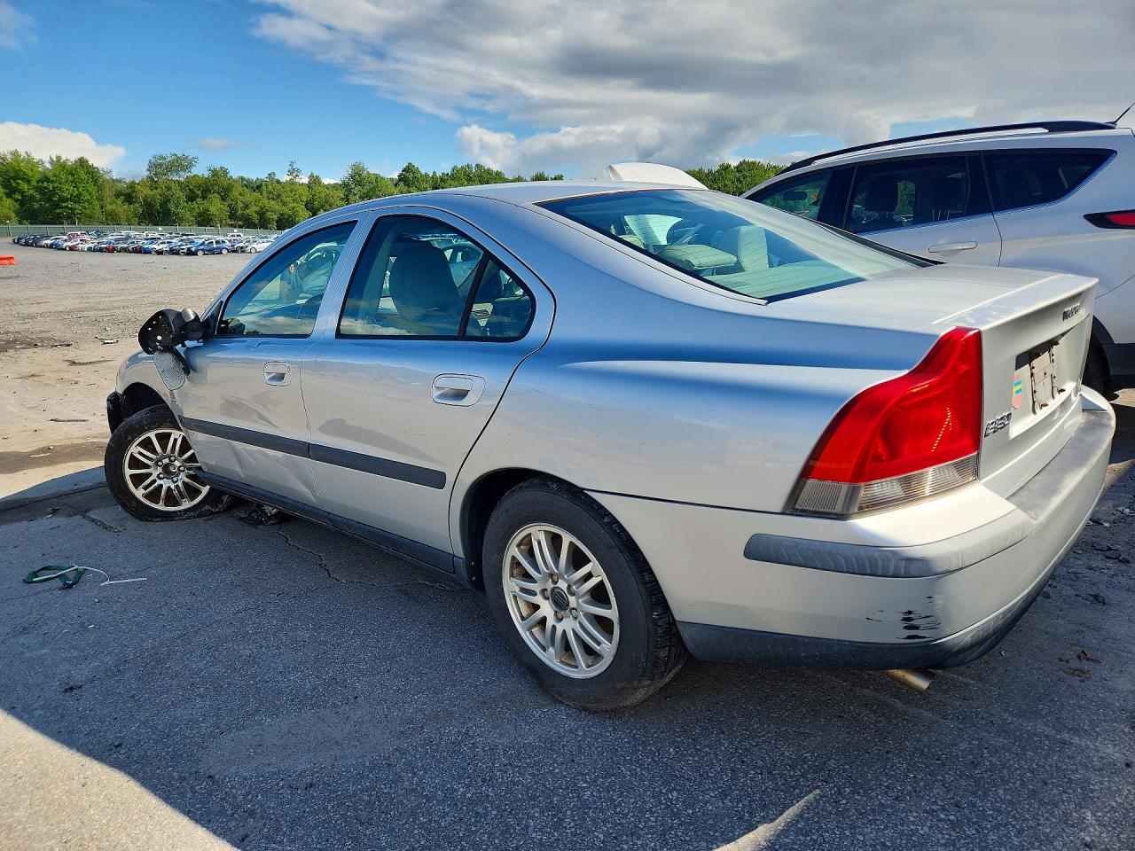 2004 Volvo S60 Gold vin: YV1RS61T142343630