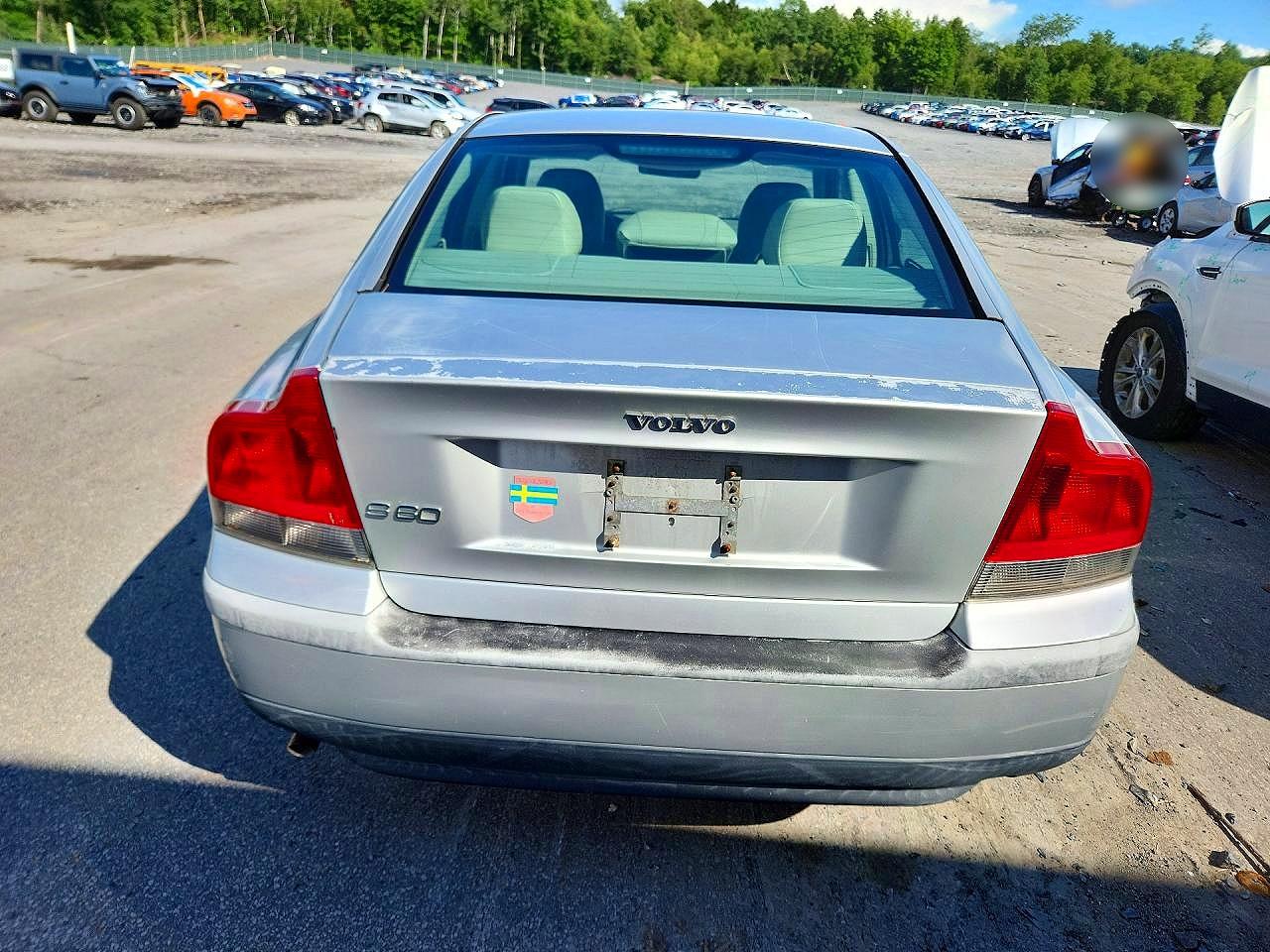 2004 Volvo S60 Gold vin: YV1RS61T142343630
