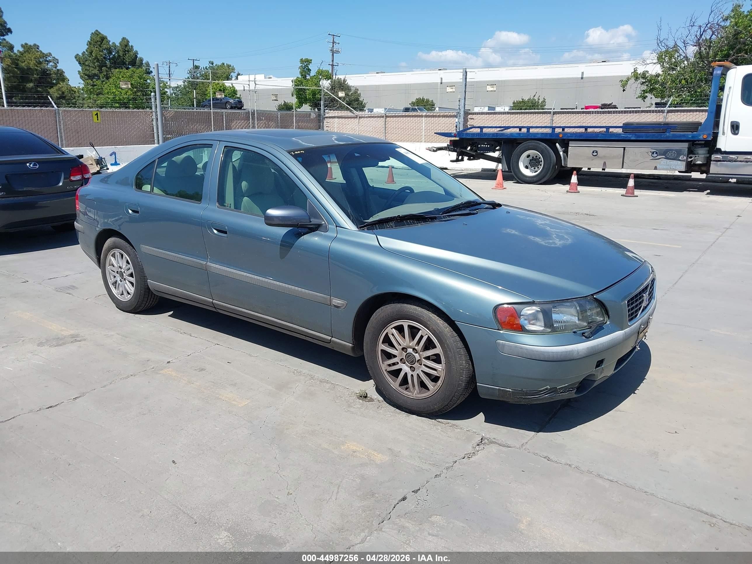 YV1RS61T142367636